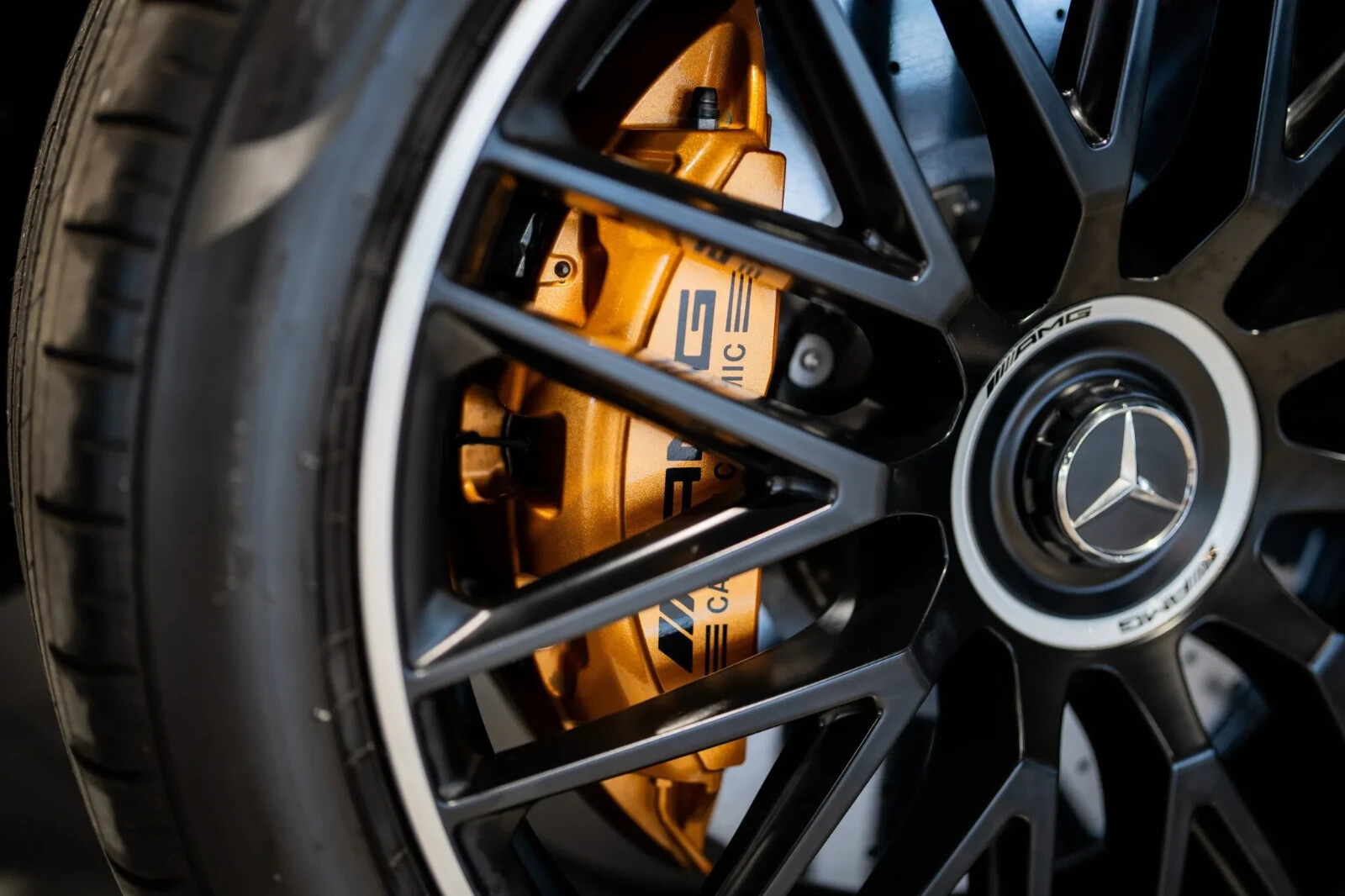 Mercedes Benz C63s E63s CLS63s AMG OEM Genuine Black center cap wheel hub cover - Image 19