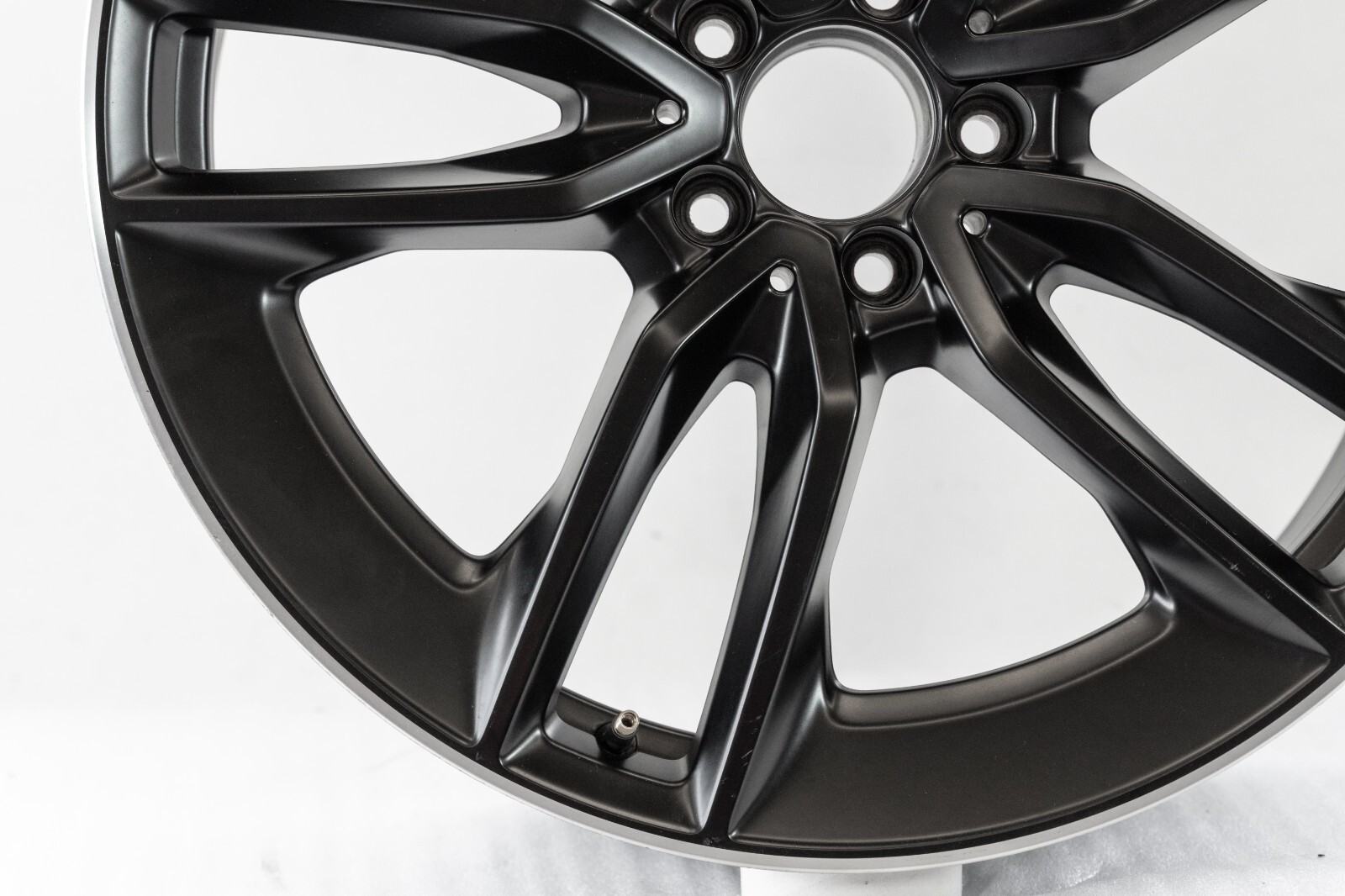 Mercedes E53 AMG 20" inch rim Front OEM 2020-2023 Genuine Original wheel - Image 5