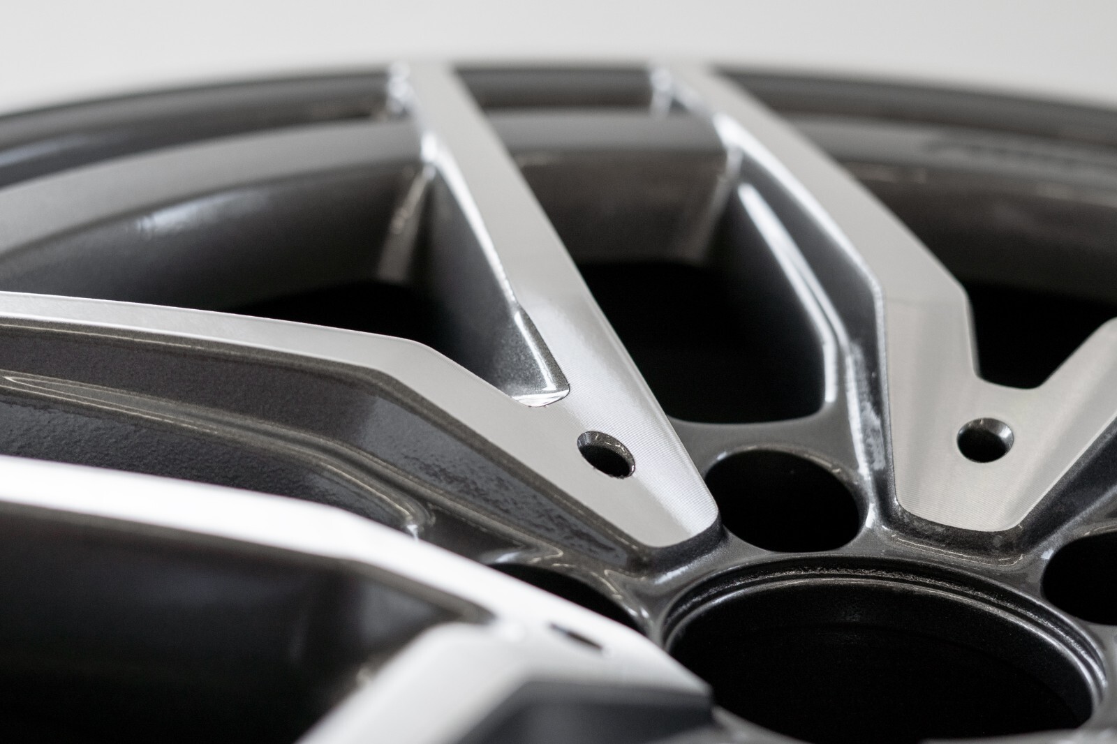 Mercedes E53 AMG 19" inch Front Rim OEM 2019 2020 2021 2022 2023 Genuine Wheel – Image 10
