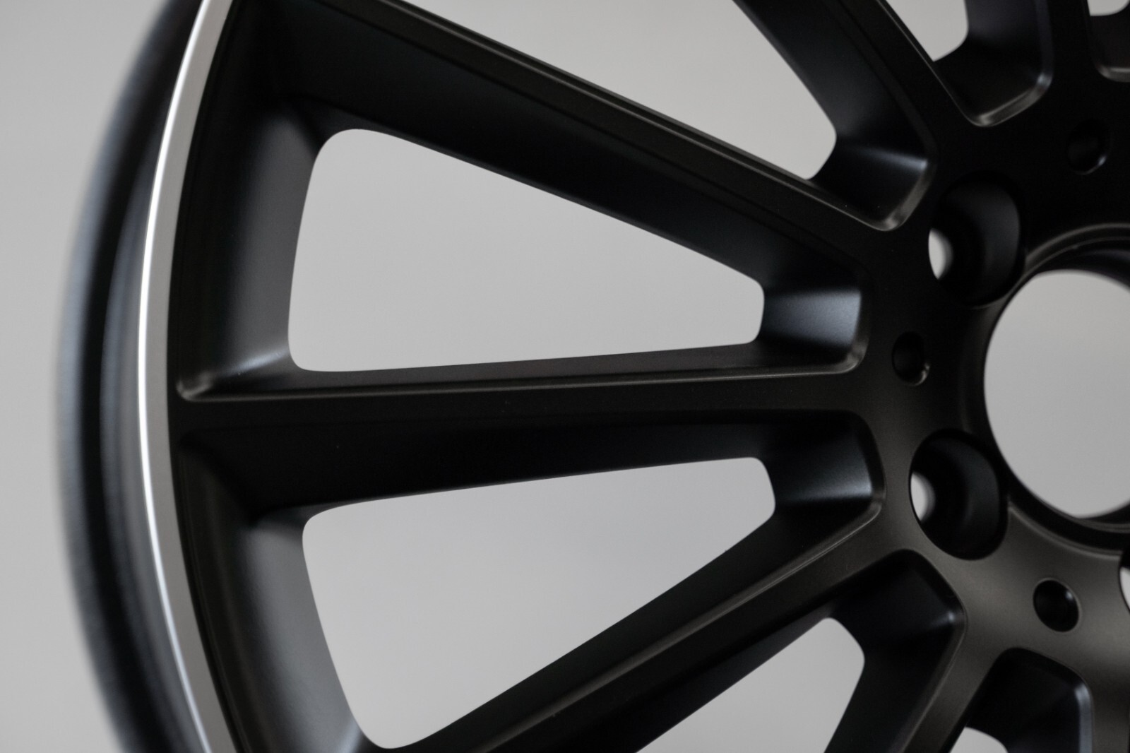 Mercedes CLA35 AMG 19" inch rim OEM 2020 2021 2022 2023 Genuine Original wheel – Image 9