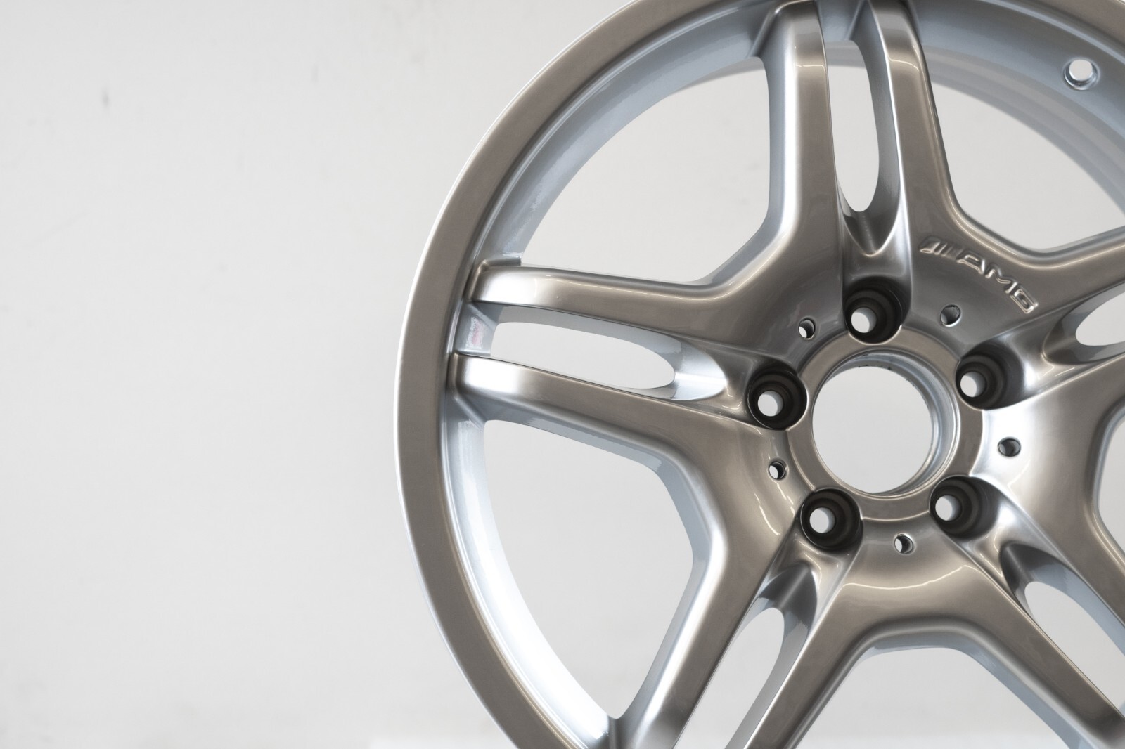 Mercedes C32 C55 AMG 18" Front rim OEM 2002 2003 2004 2005 2006 2007 2008 Wheel – Image 4