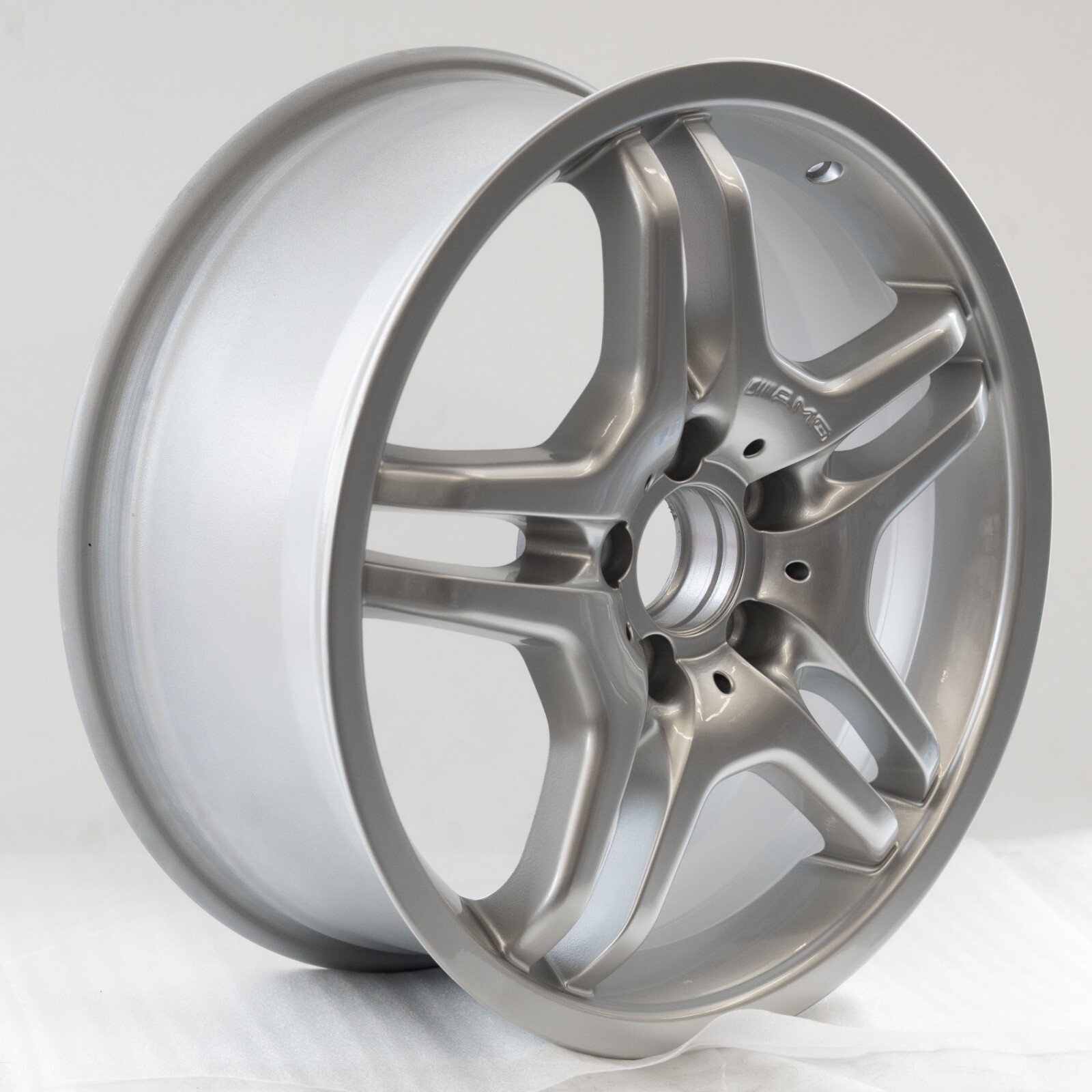 Mercedes C32 C55 AMG 18" Front rim OEM 2002 2003 2004 2005 2006 2007 2008 Wheel – Image 9