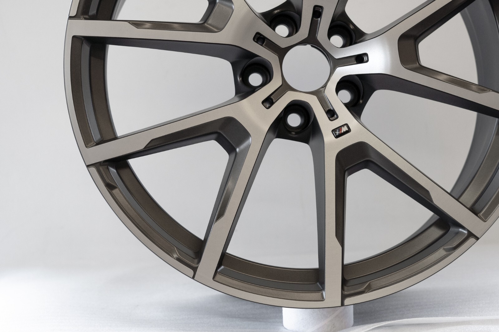 BMW 840i M850i 20" inch Rear rim OEM 2018 2019 2020 2021 Genuine Mag wheel 728M - Image 5