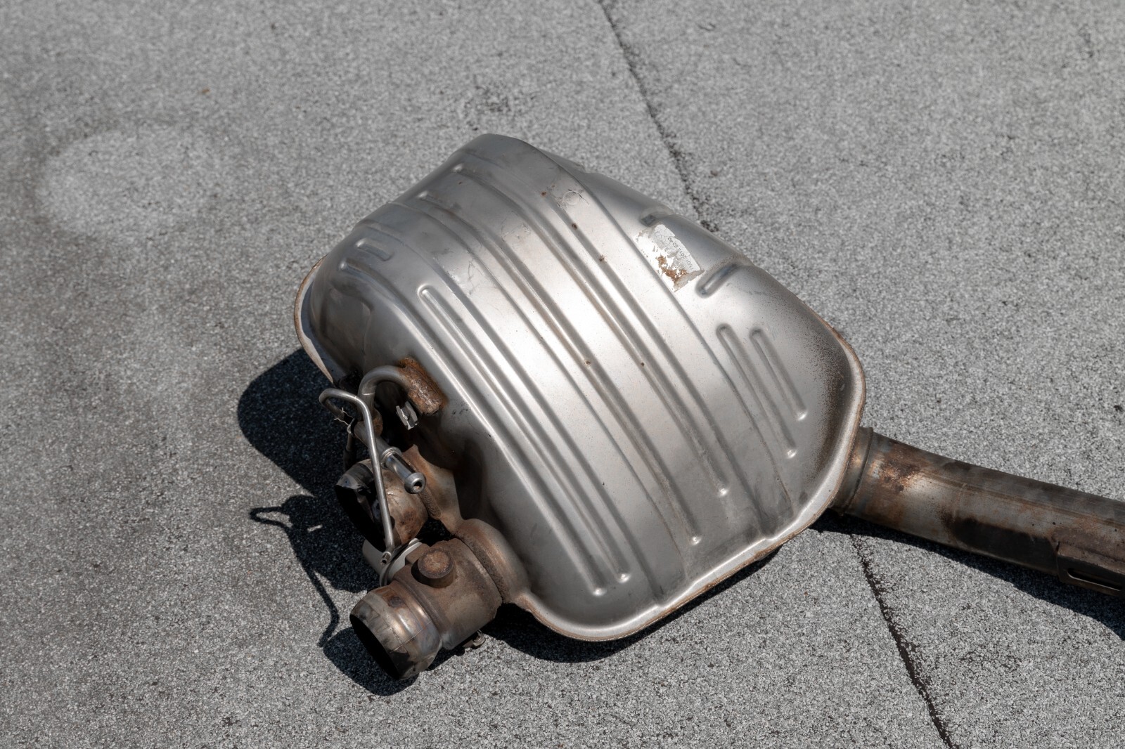 Porsche Panamera GTS Left Sport Exhaust muffler OEM 2010-2016 Genuine Original – Image 9