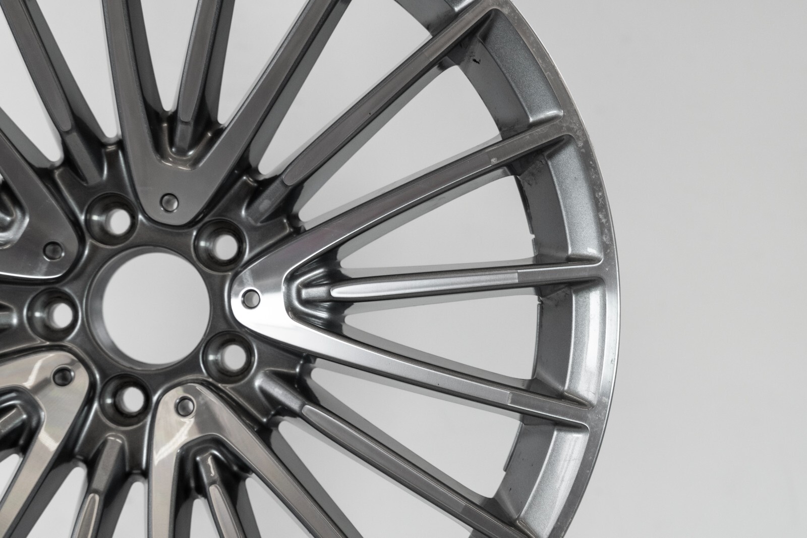 Mercedes CLS53 AMG 20" inch Front Rim OEM 2019 2020 2021 2022 2023 AMG Wheel - Image 4