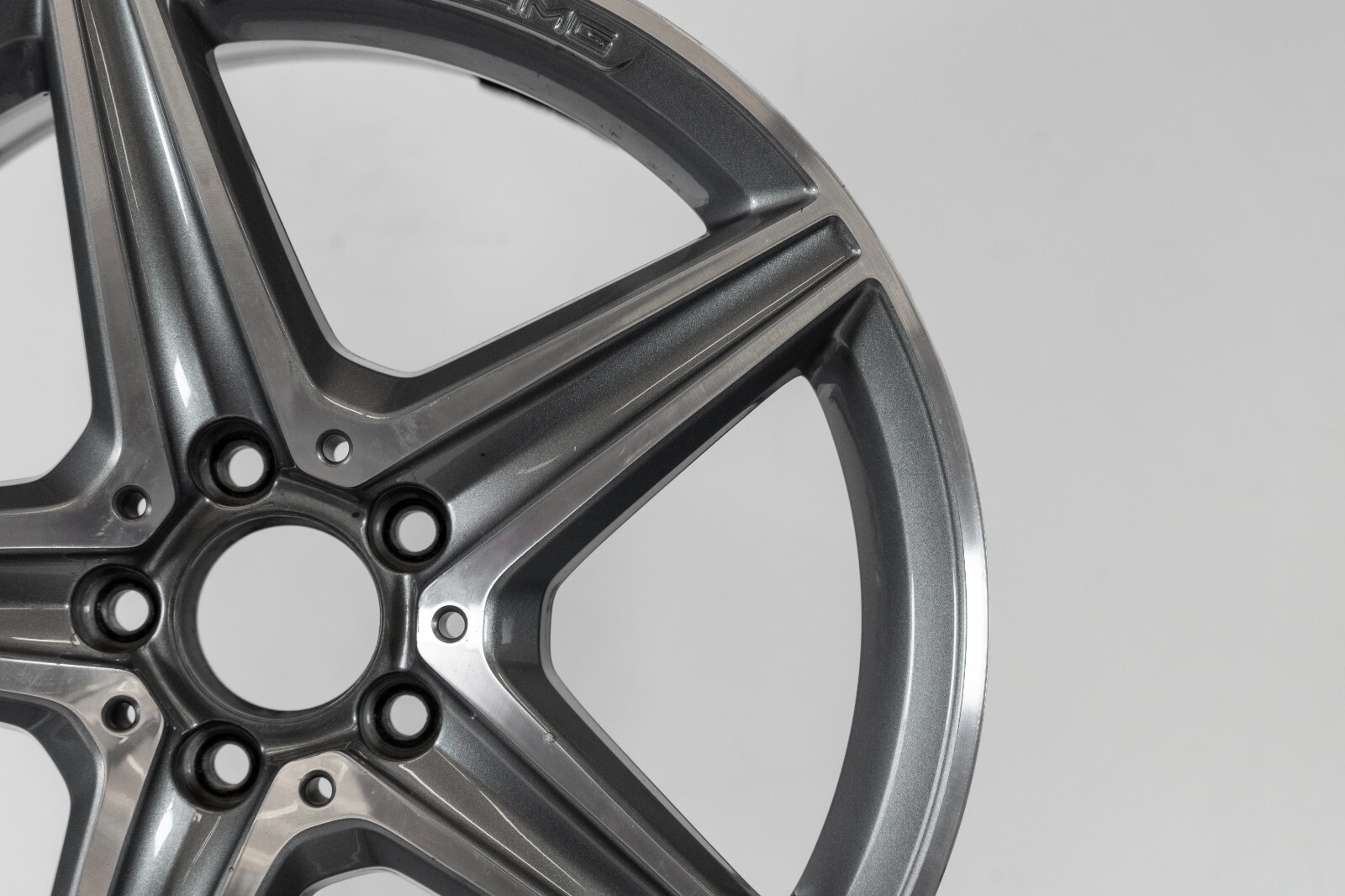 Mercedes E300 E400 18" inch Front Rim OEM 2017 2018 2019 2020 Genuine wheel – Image 4