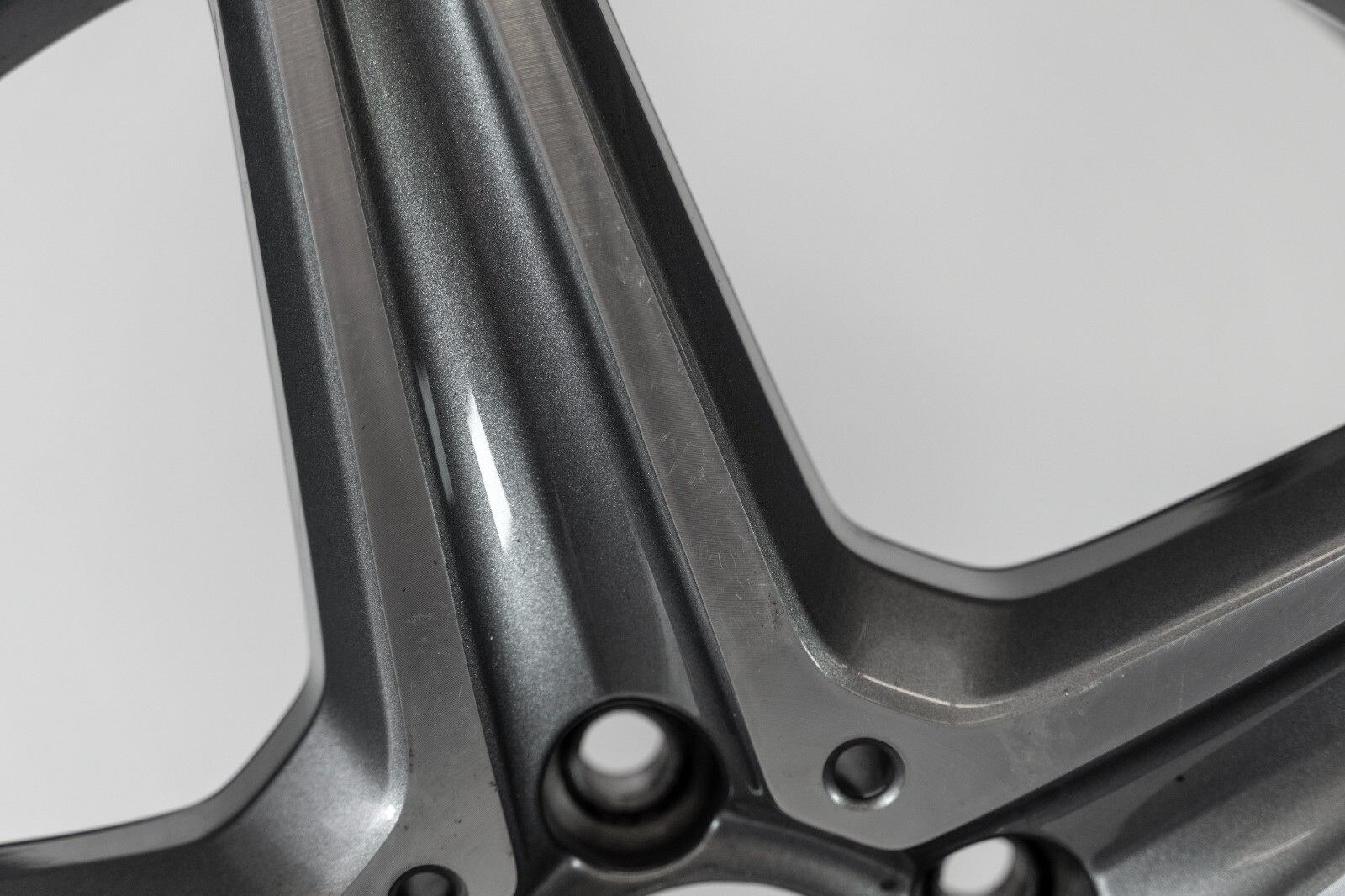 Mercedes E300 E400 18" inch Front Rim OEM 2017 2018 2019 2020 Genuine wheel – Image 8