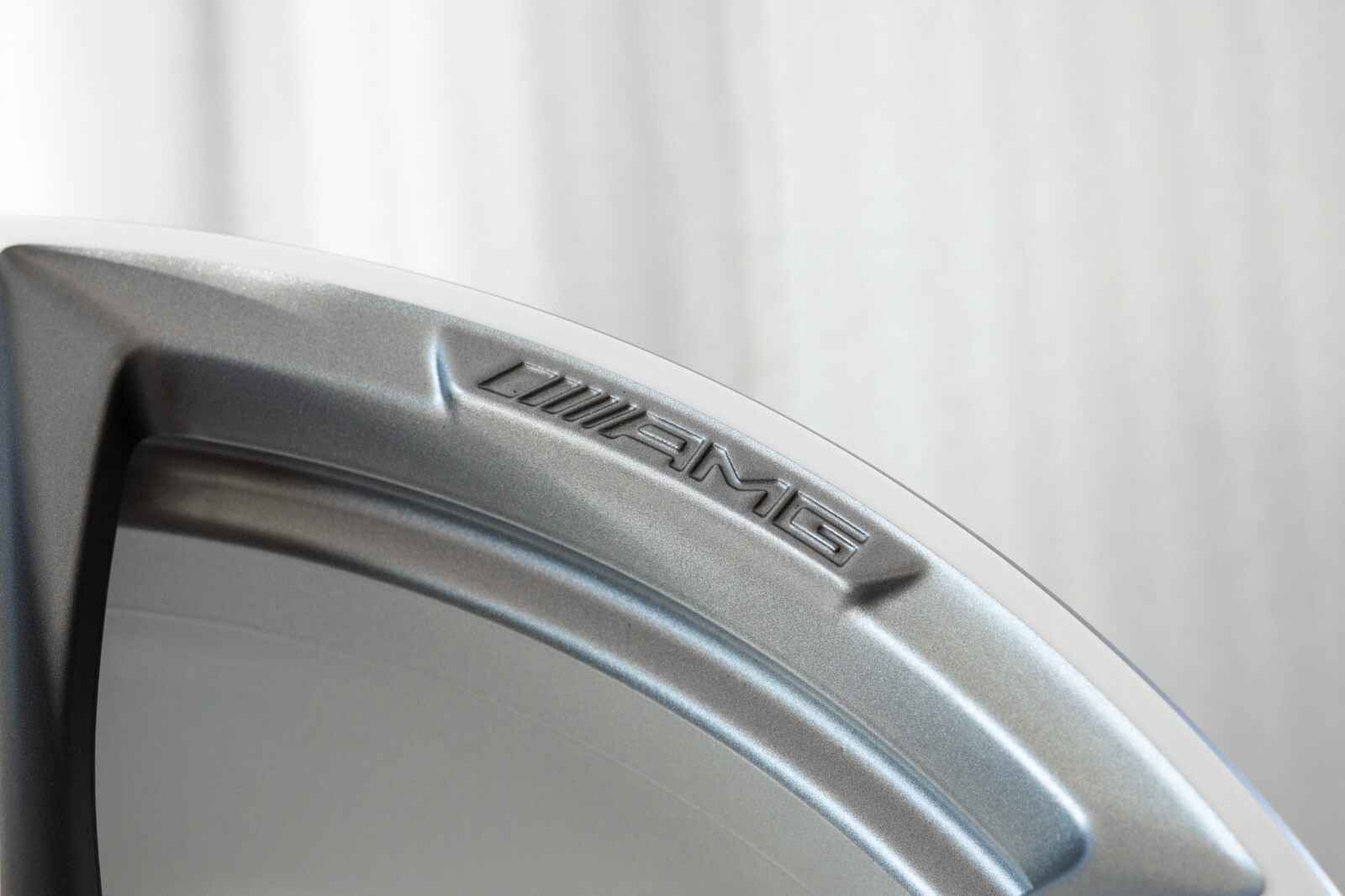 Mercedes E63s AMG 20" Front rim OEM 2018 2019 2020 2021 Genuine Factory wheel - Image 3