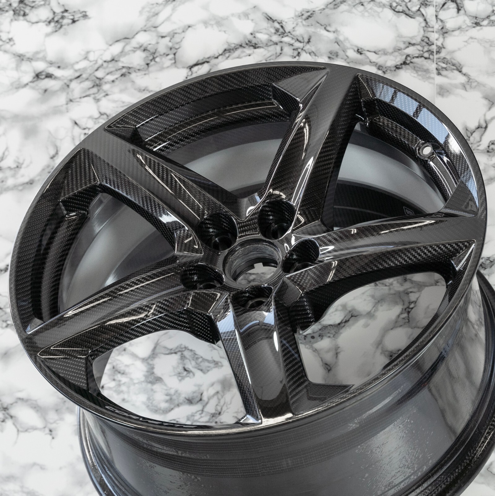 Chevrolet Corvette Z06 C8 20" inch Front Wheel Carbon Fiber Genuine Original