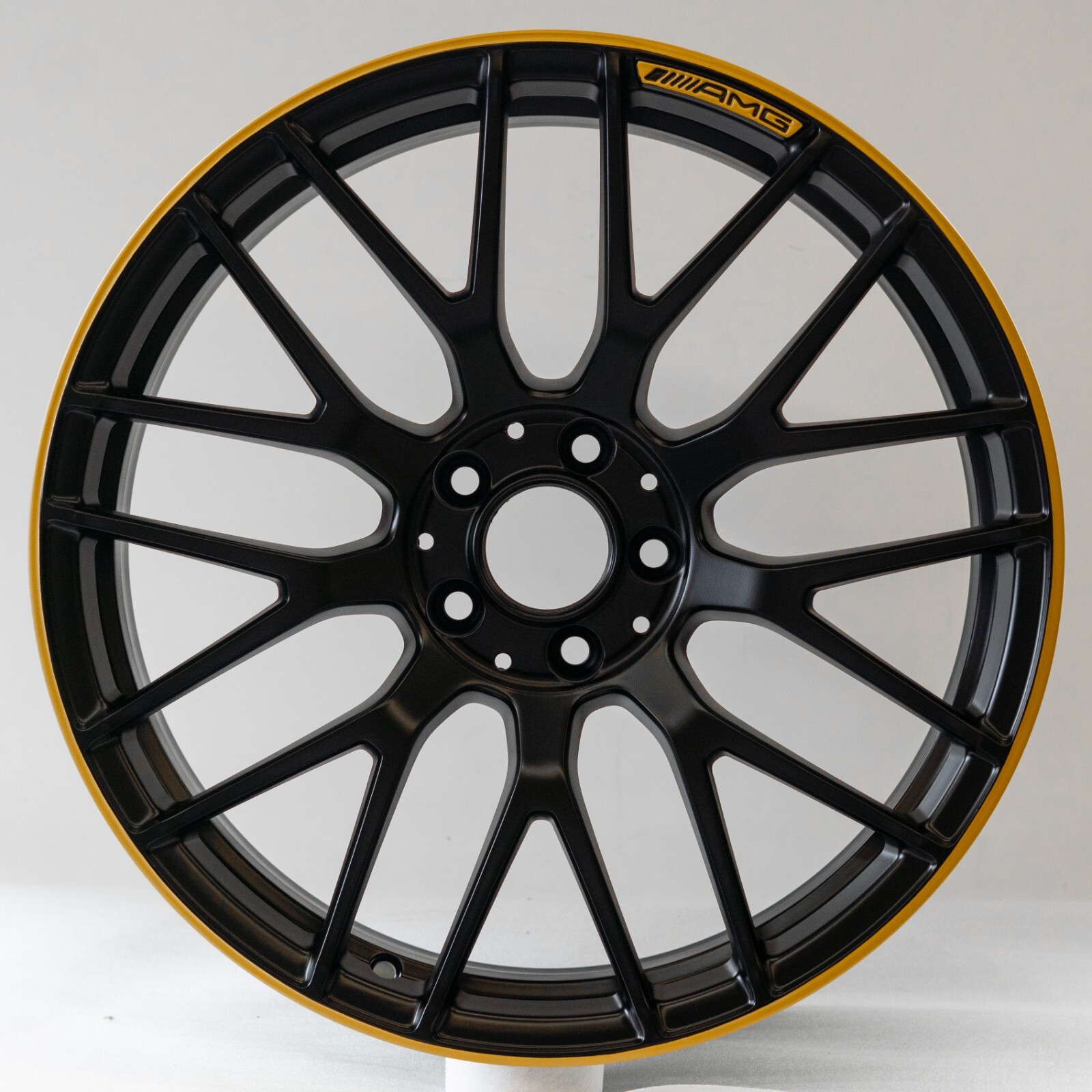 Mercedes C63s AMG 19" Front rim OEM Edition 1 Forged Wheel 2017 2018 Yellow - Image 2