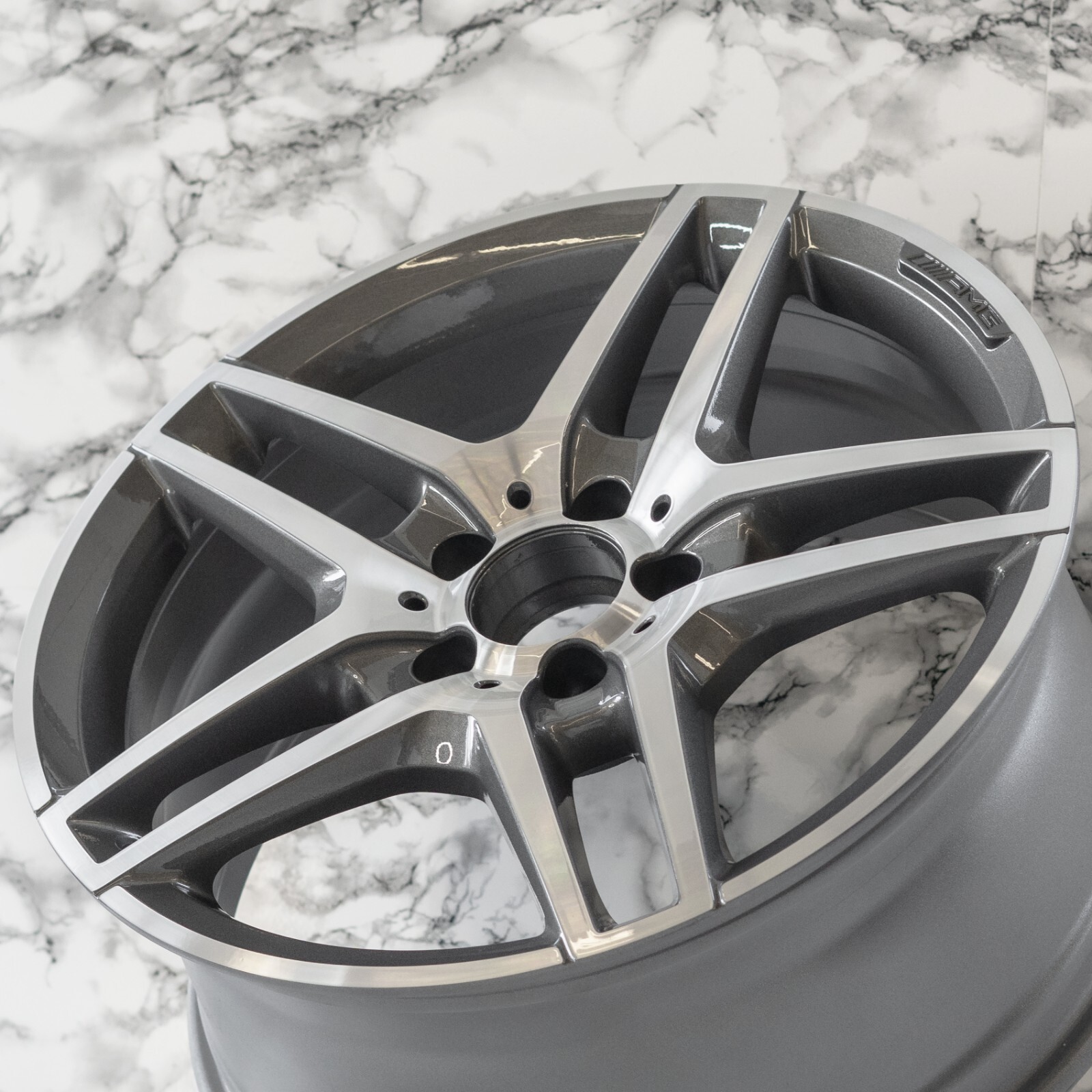 Mercedes E350 E400 E550 18" inch Front rim OEM 2014 2015 2016 Original AMG Wheel
