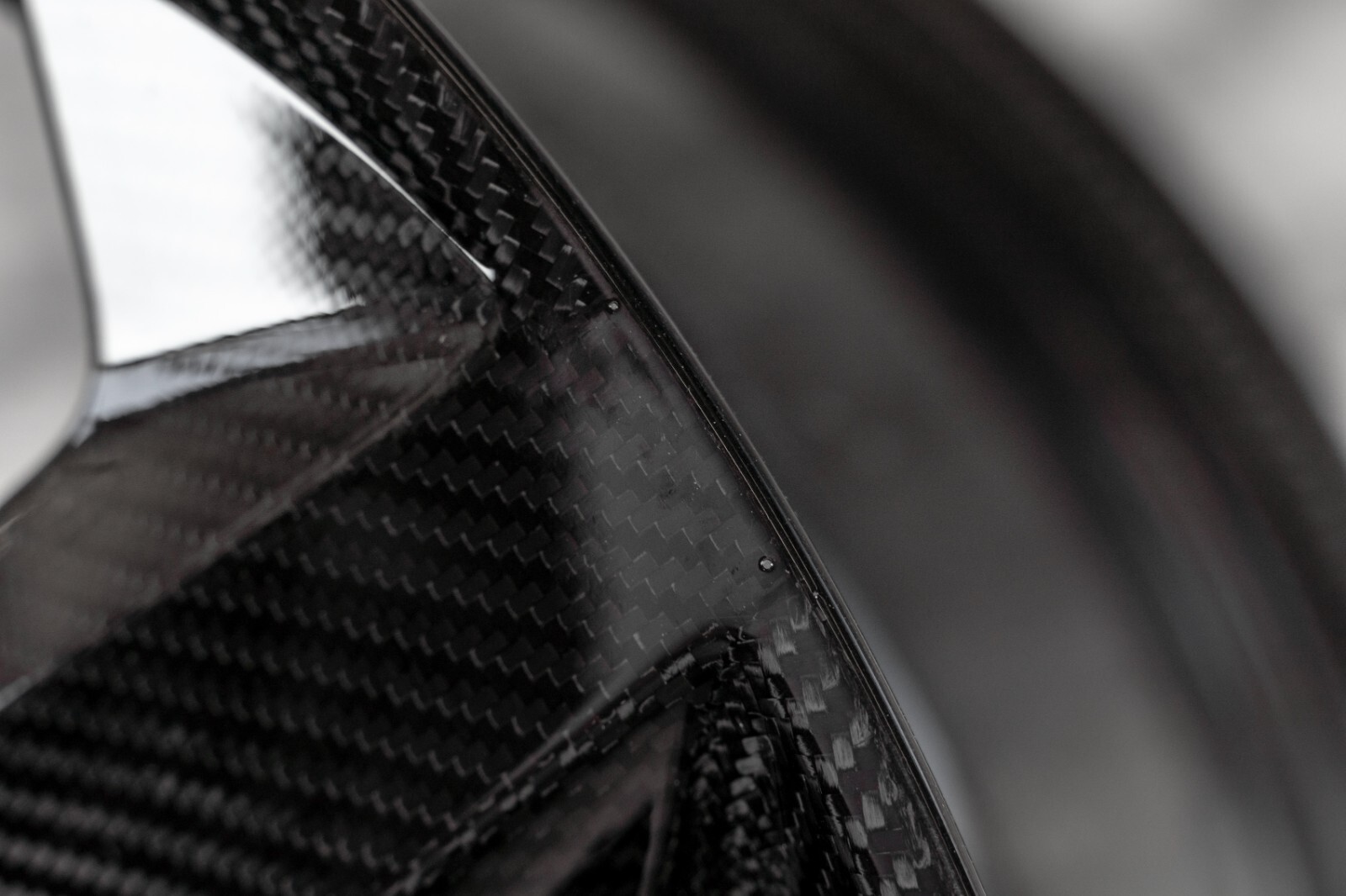 Chevrolet Corvette Z06 C8 20" inch Front Wheel Carbon Fiber Genuine Original - Image 11