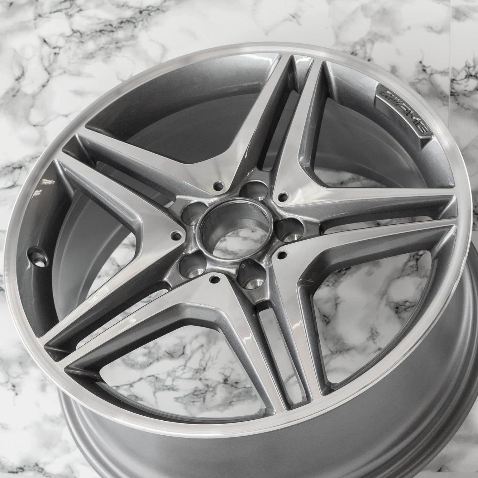 Mercedes CLA250 B250 18" inch RIM OEM 2014 2015 2016 2017 2018 AMG wheel 85335