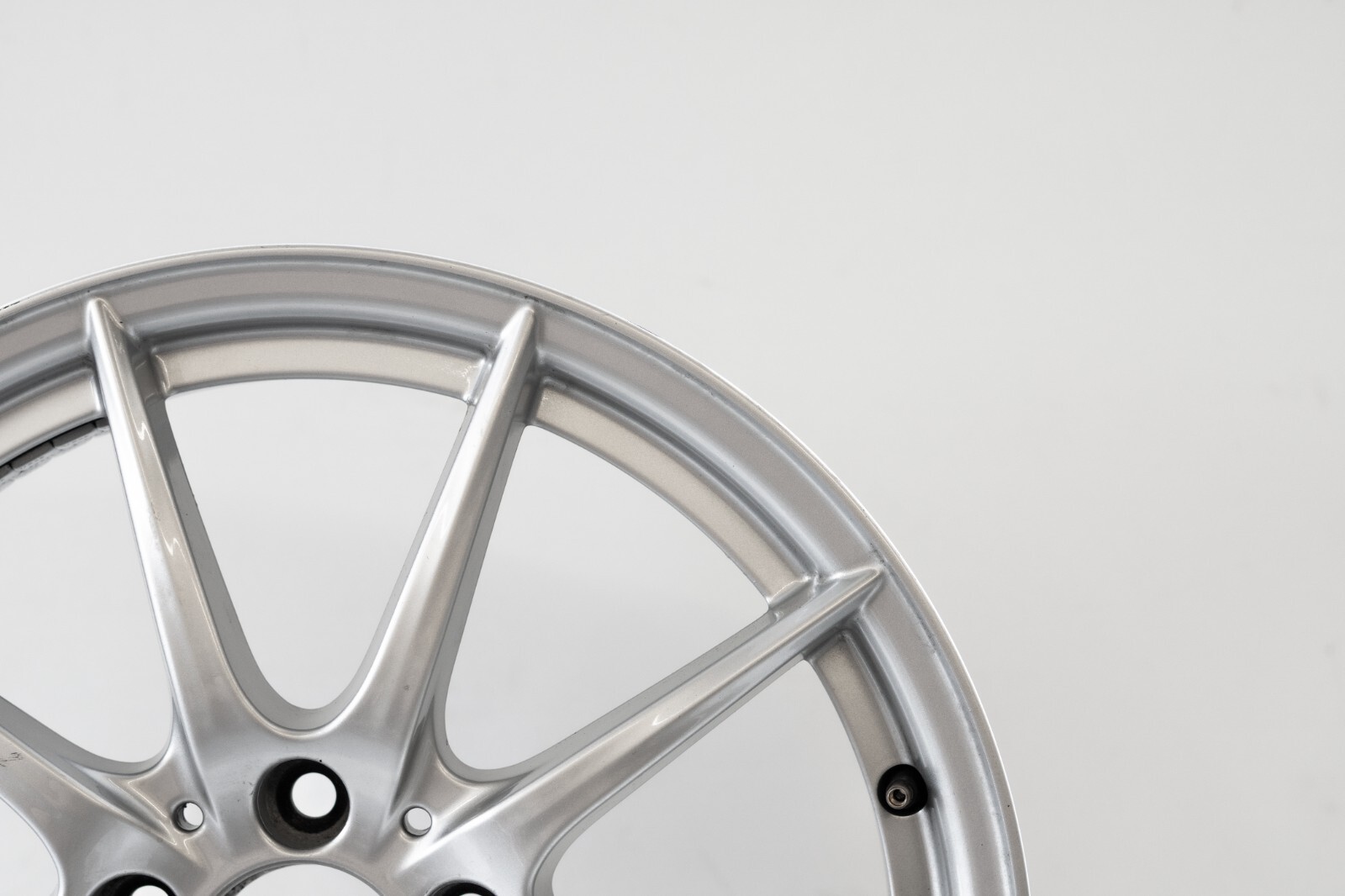 Mercedes A220 A250 17" inch rim OEM Alloy Wheel 2464010102 - Single - Image 3