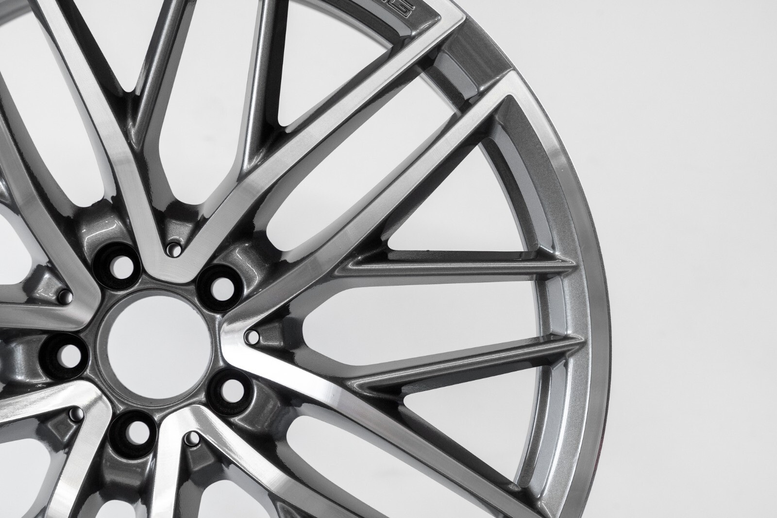 Mercedes C43 AMG 19" inch Front Rim OEM 2023 2024 2025 Genuine Original Wheel - Image 4