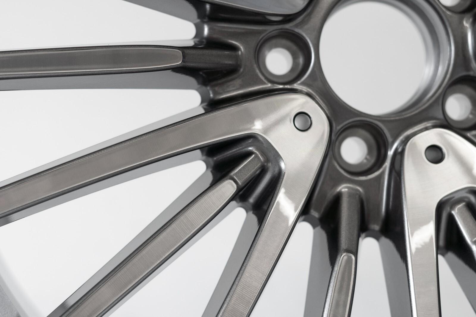 Mercedes GLC63 GLC63s 21" inch Rear Rim 2020 2021 2022 2023 Genuine AMG Wheel - Image 8