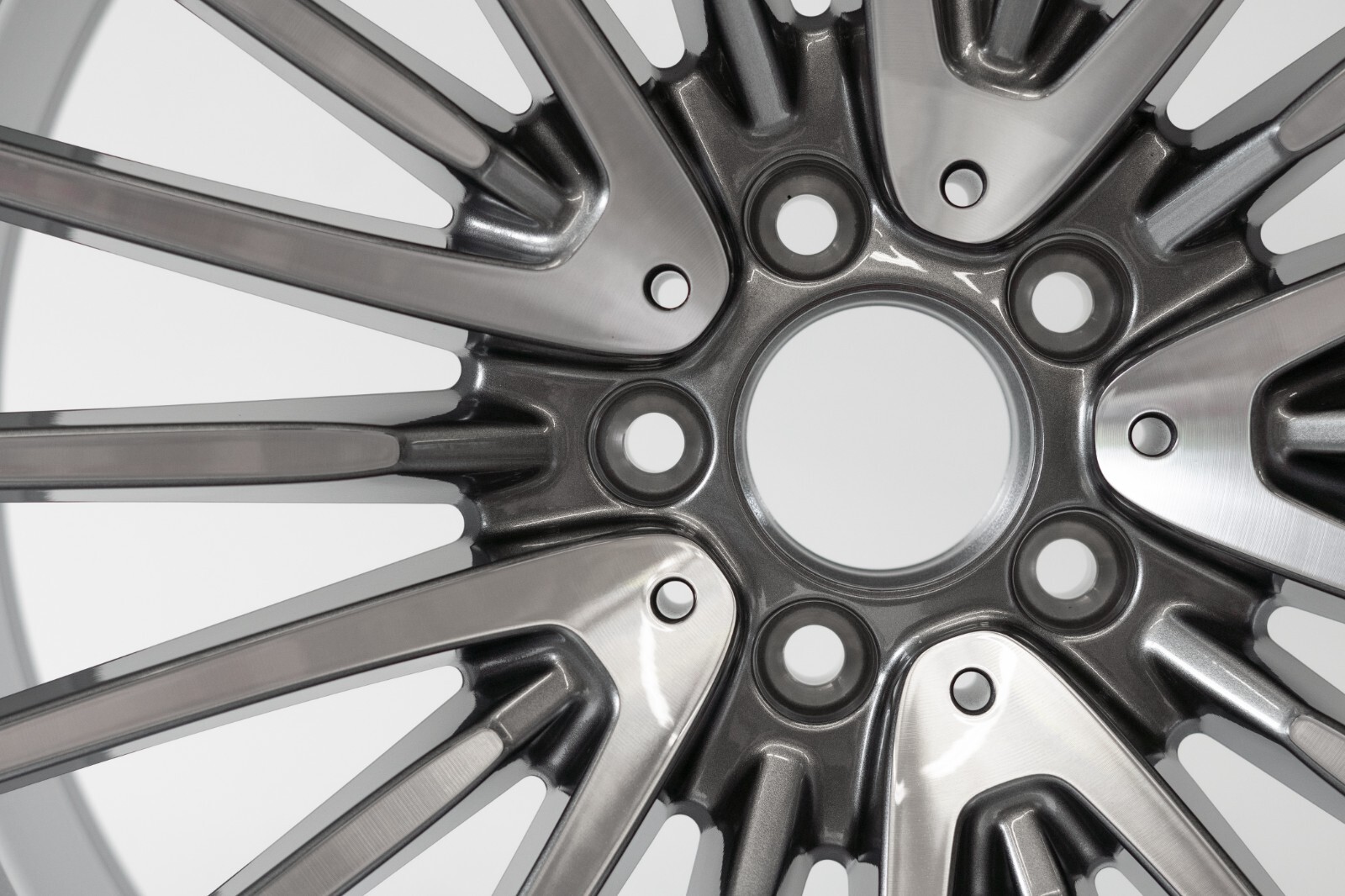 Mercedes GLC63 GLC63s 21" inch Rear Rim 2020 2021 2022 2023 Genuine AMG Wheel - Image 11