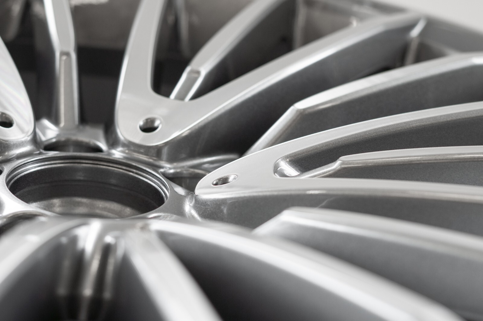 Mercedes GLC63 GLC63s 21" inch Rear Rim 2020 2021 2022 2023 Genuine AMG Wheel - Image 12