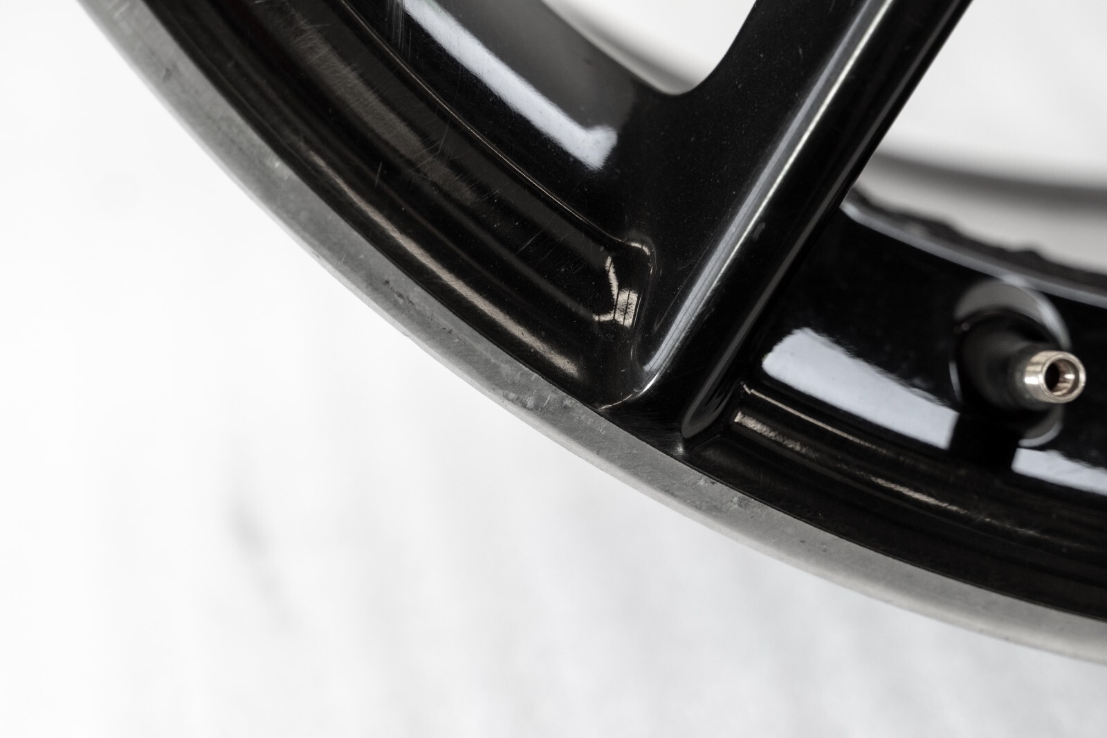 Mercedes C300 C400 19" inch Front Rim OEM 2015-2022 Genuine Original AMG Wheel - Image 9