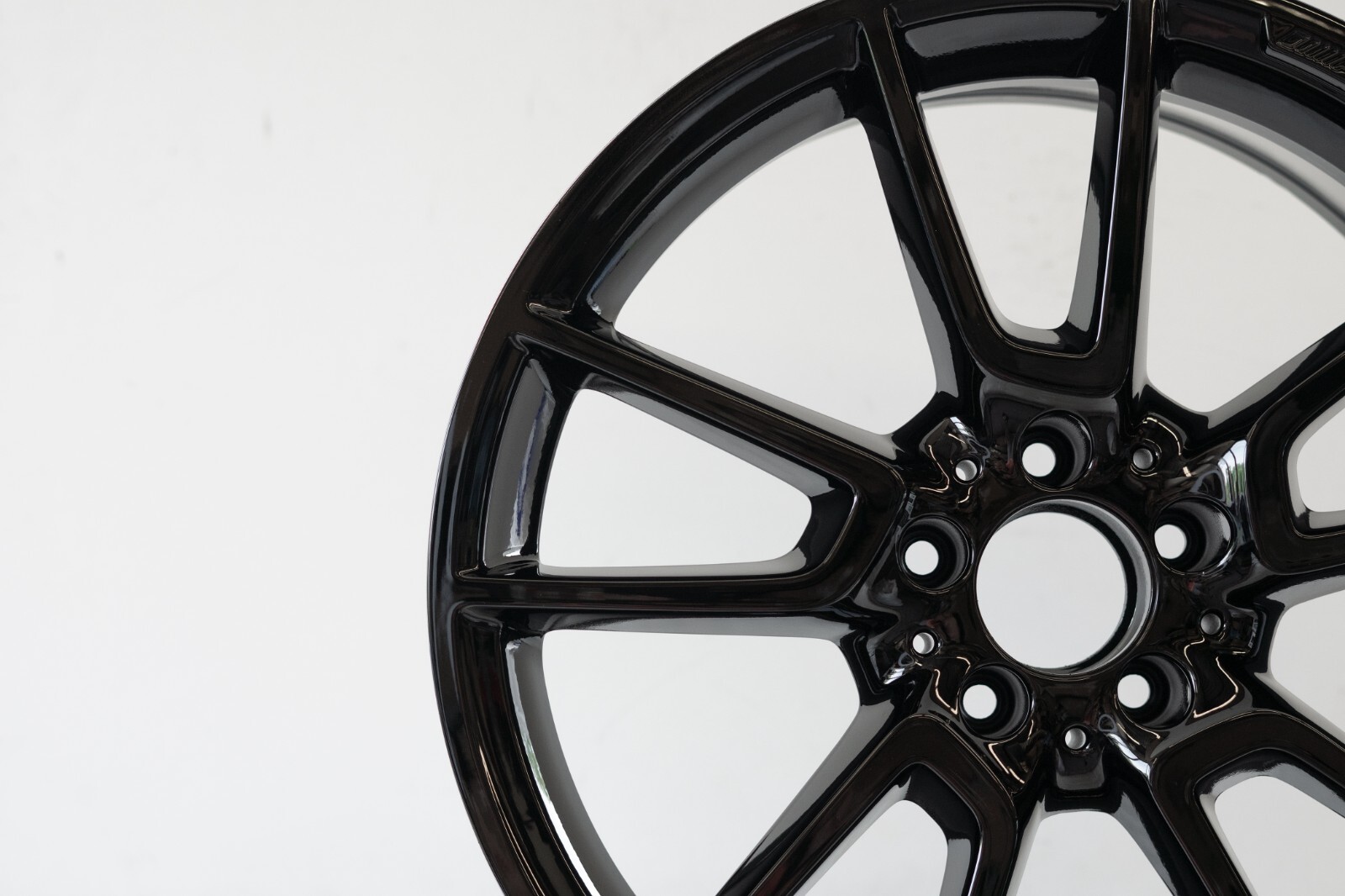 Mercedes C300 C400 19" inch Front Rim OEM 2015-2022 Genuine Original AMG Wheel – Image 4