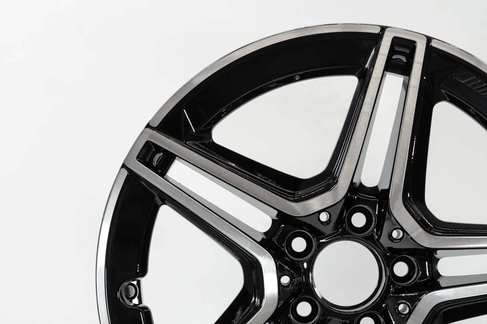 Mercedes C43 AMG 18" inch Front Rim OEM 2017-2022 Genuine Original wheel - Image 3
