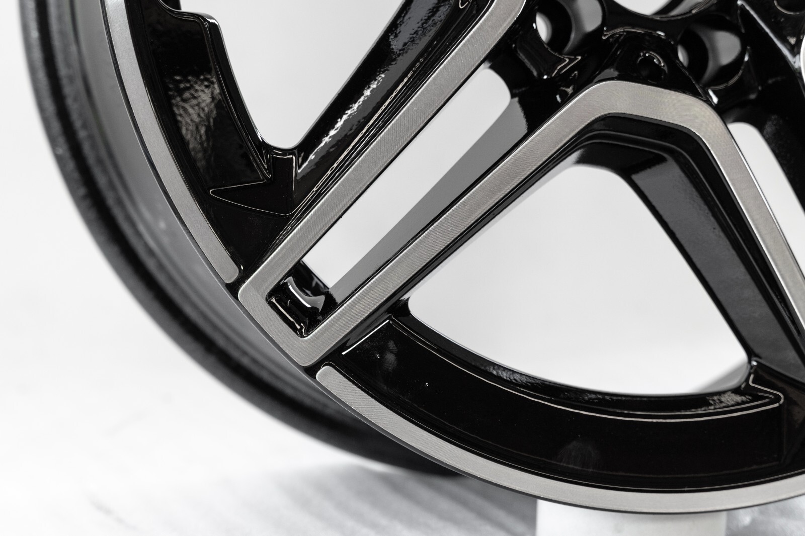 Mercedes C43 AMG 18" inch Front Rim OEM 2017-2022 Genuine Original wheel - Image 11