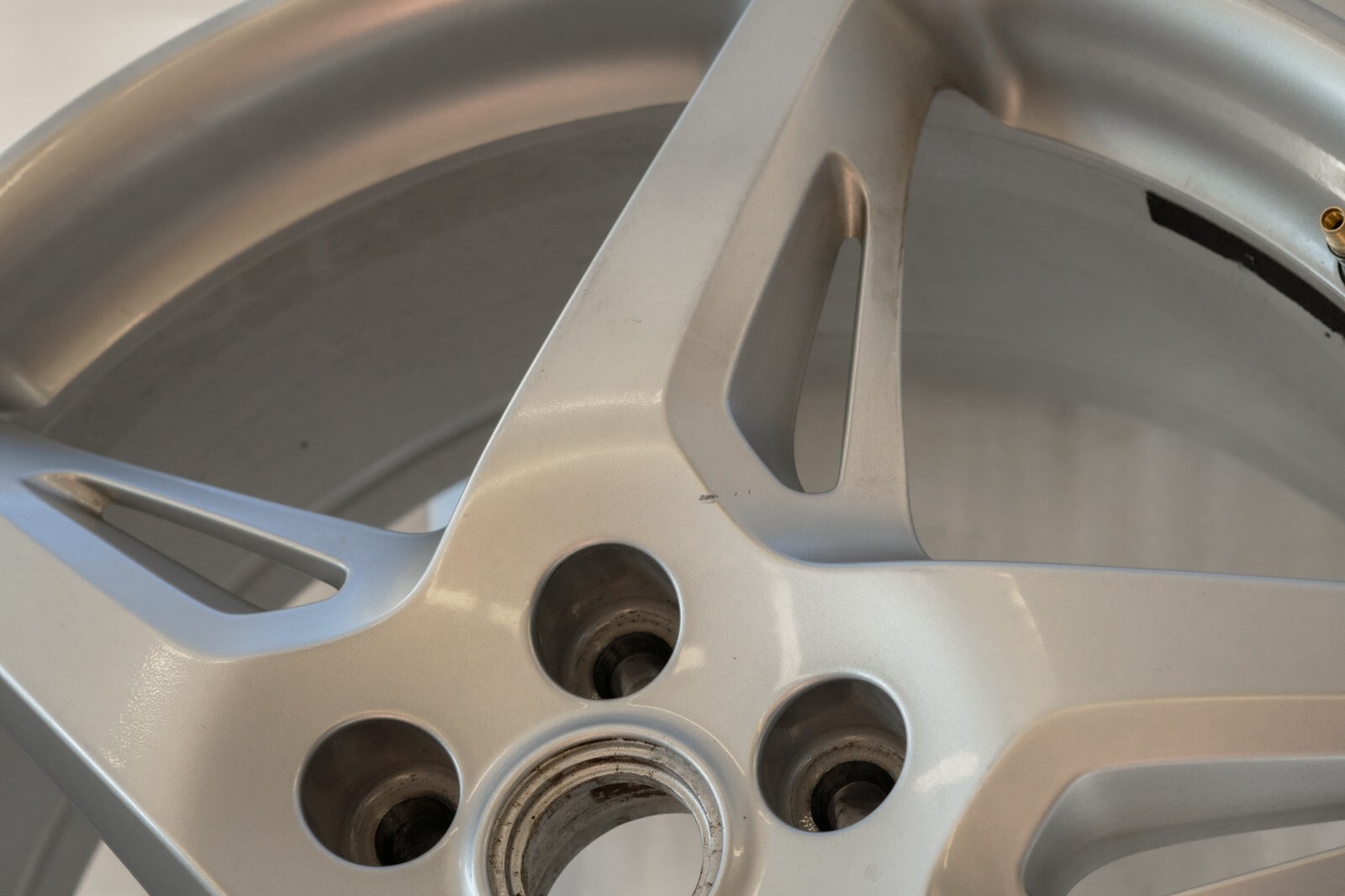 Ferrari 458 Italia Spider 20" inch front rim OEM 2009 2010 2011 2012 2013 Wheel - Image 4
