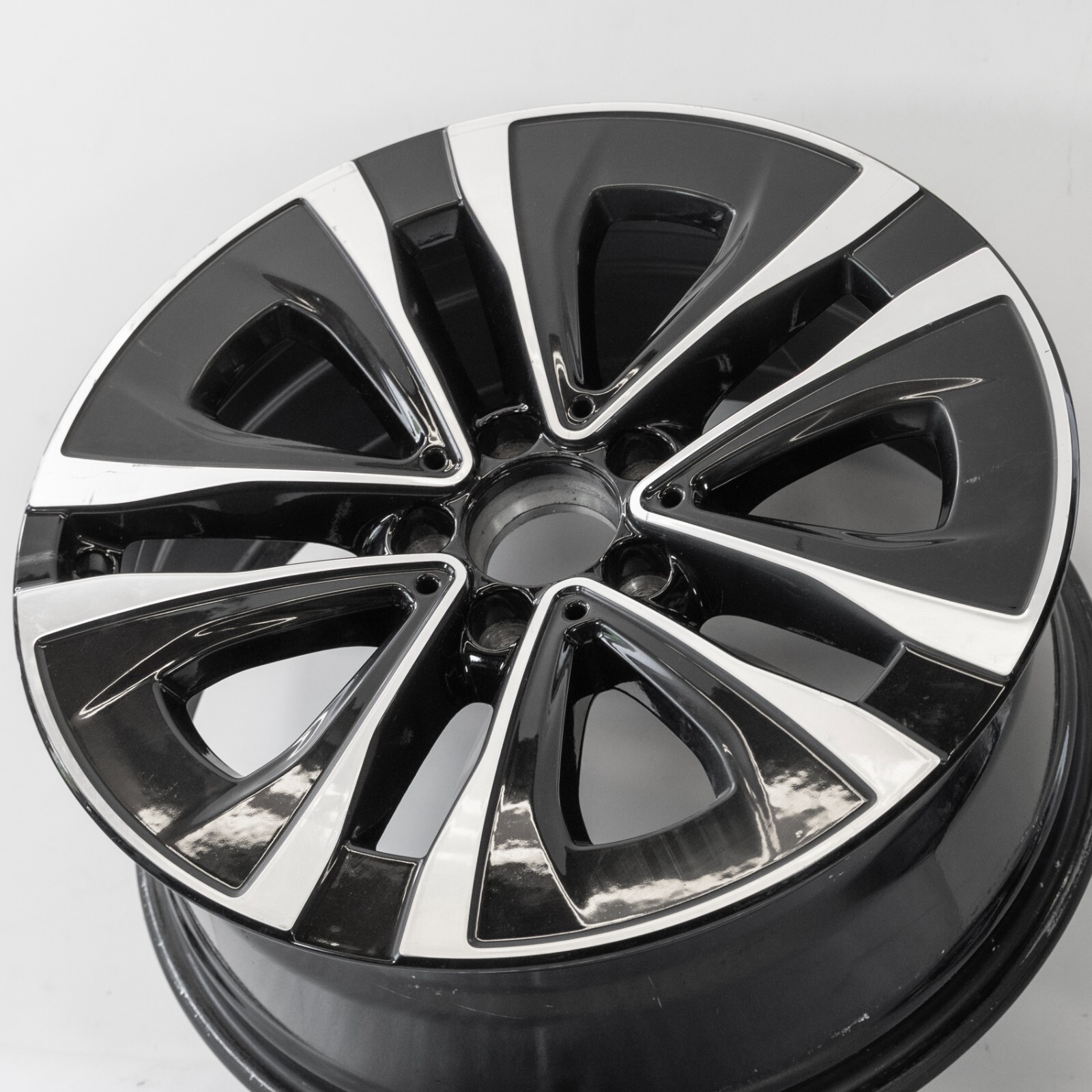 Mercedes A250 CLA250 18" inch rim OEM 2018-2025 Genuine Original Wheel