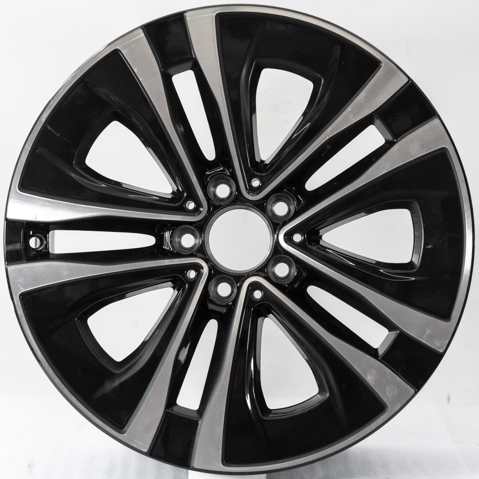 Mercedes A250 CLA250 18" inch rim OEM 2018-2025 Genuine Original Wheel - Image 2