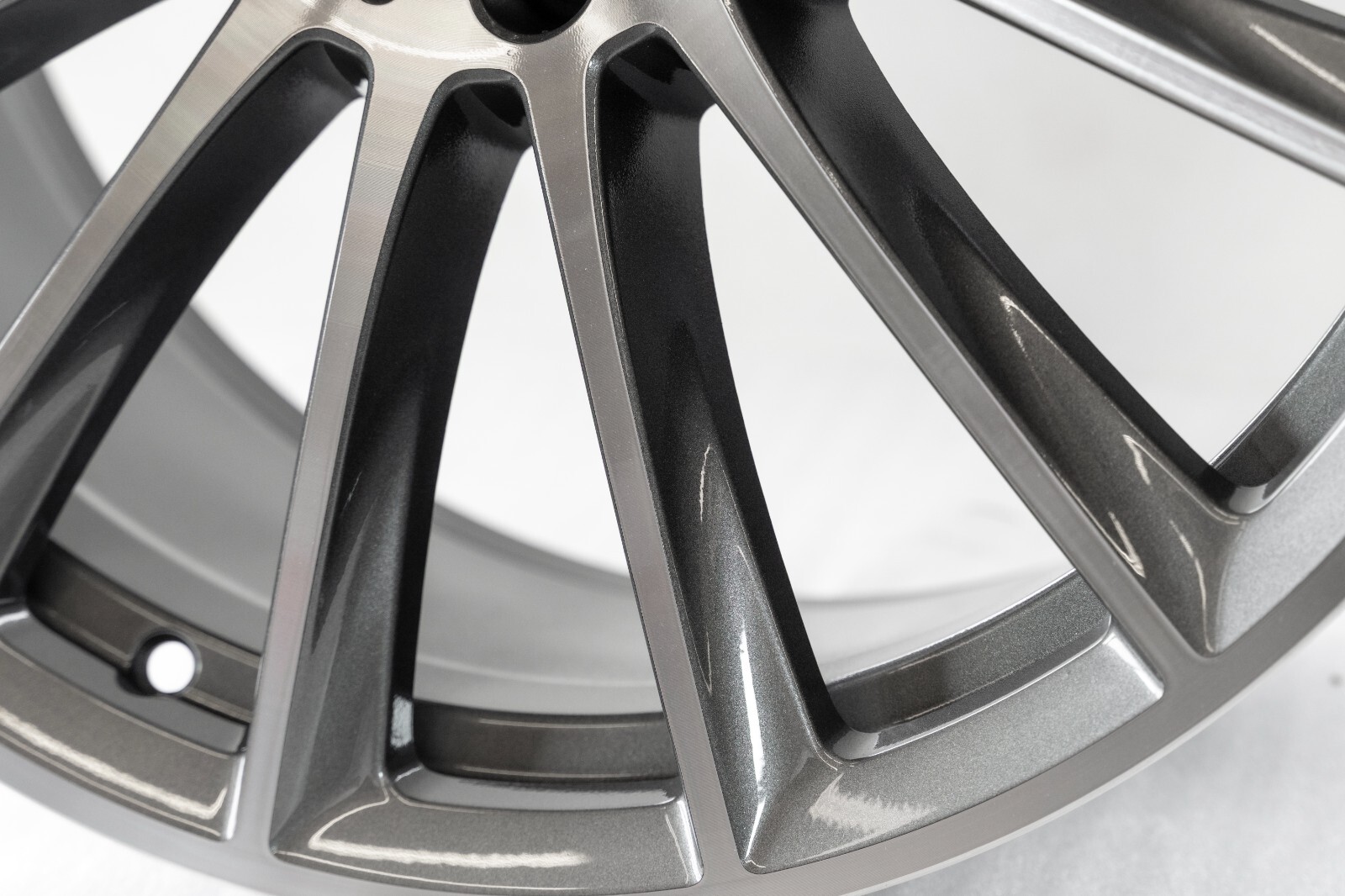 Mercedes S500 S580 20" inch Front rim OEM 2022-2025 Genuine Original AMG wheel - Image 8