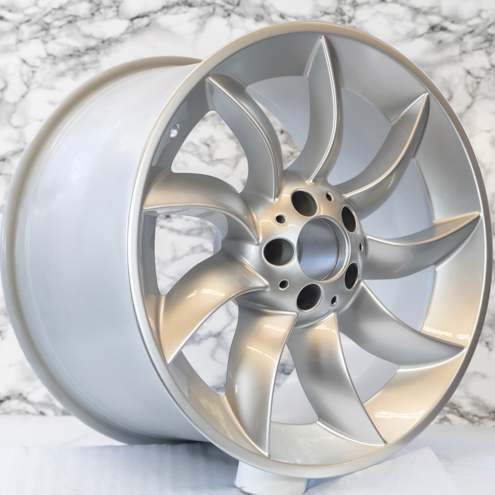 Mercedes McLaren SLR 19" inch Rear Right rim OEM 2004-2010 Genuine Factory Wheel - Image 13