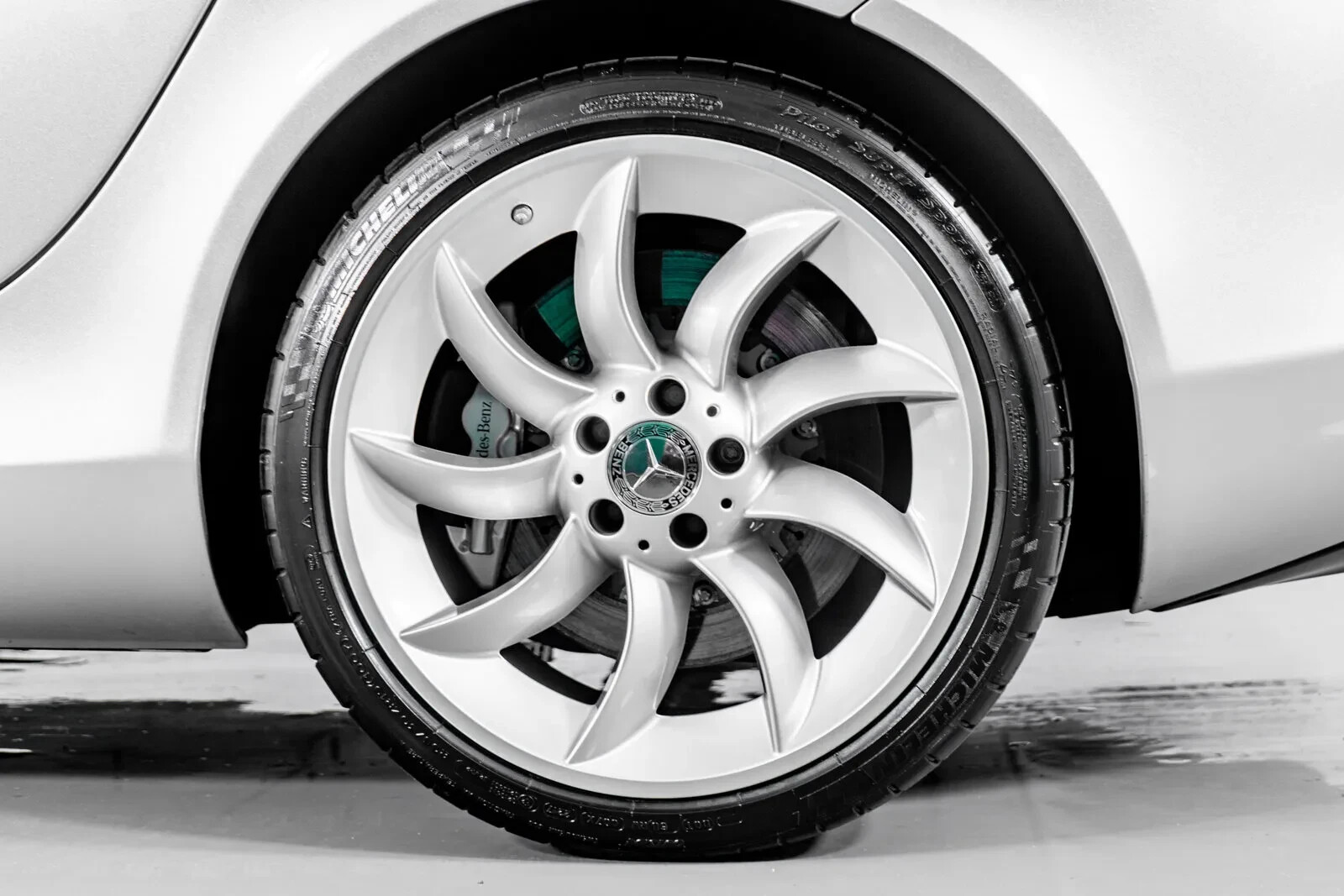 Mercedes McLaren SLR 19" inch Rear Left rim OEM 2004-2010 Genuine Original Wheel - Image 18