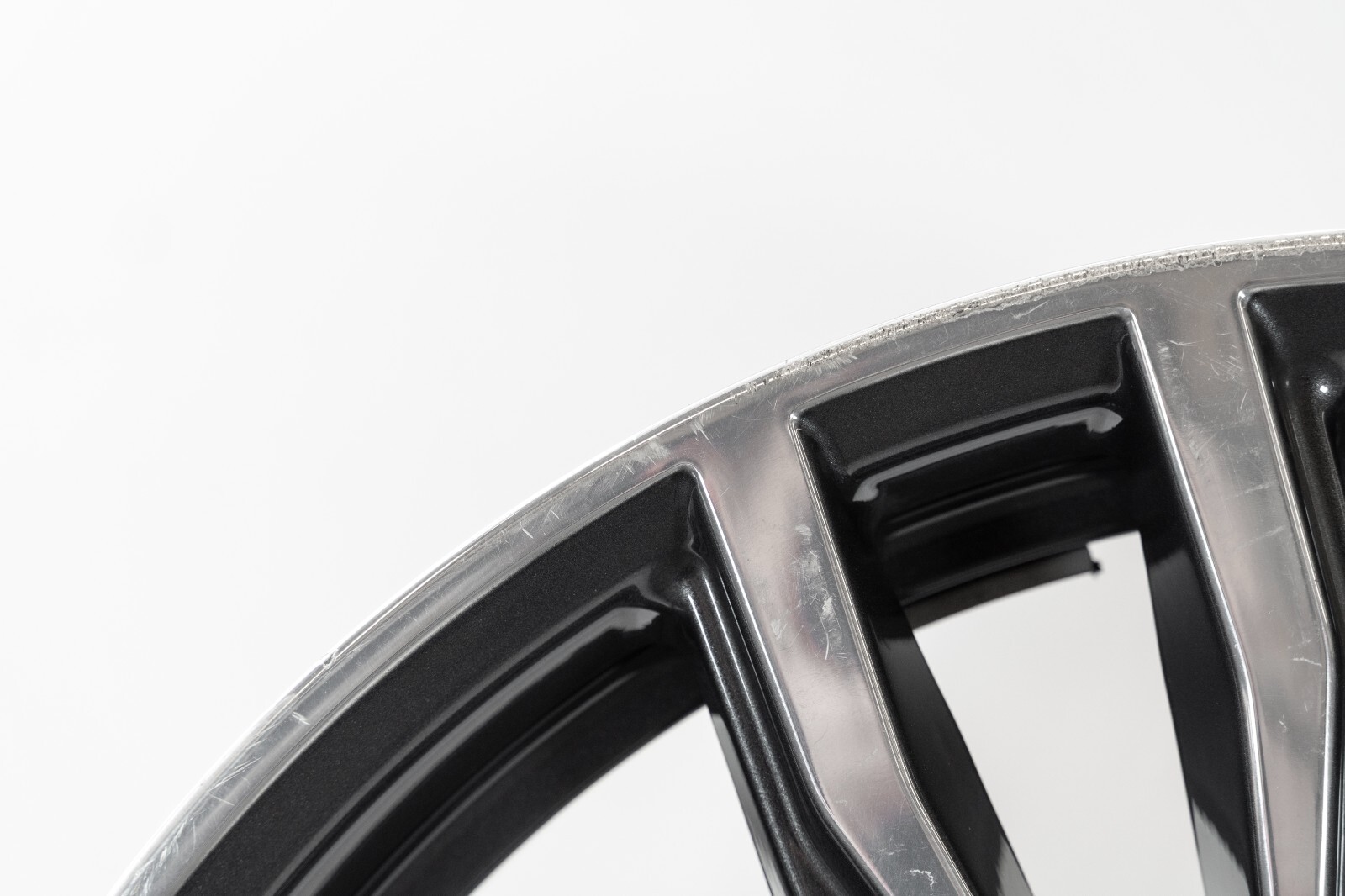BMW X5M X6M 21" inch rear rim OEM 2016 2017 2018 2019 2020 Original 612 wheel – Image 9