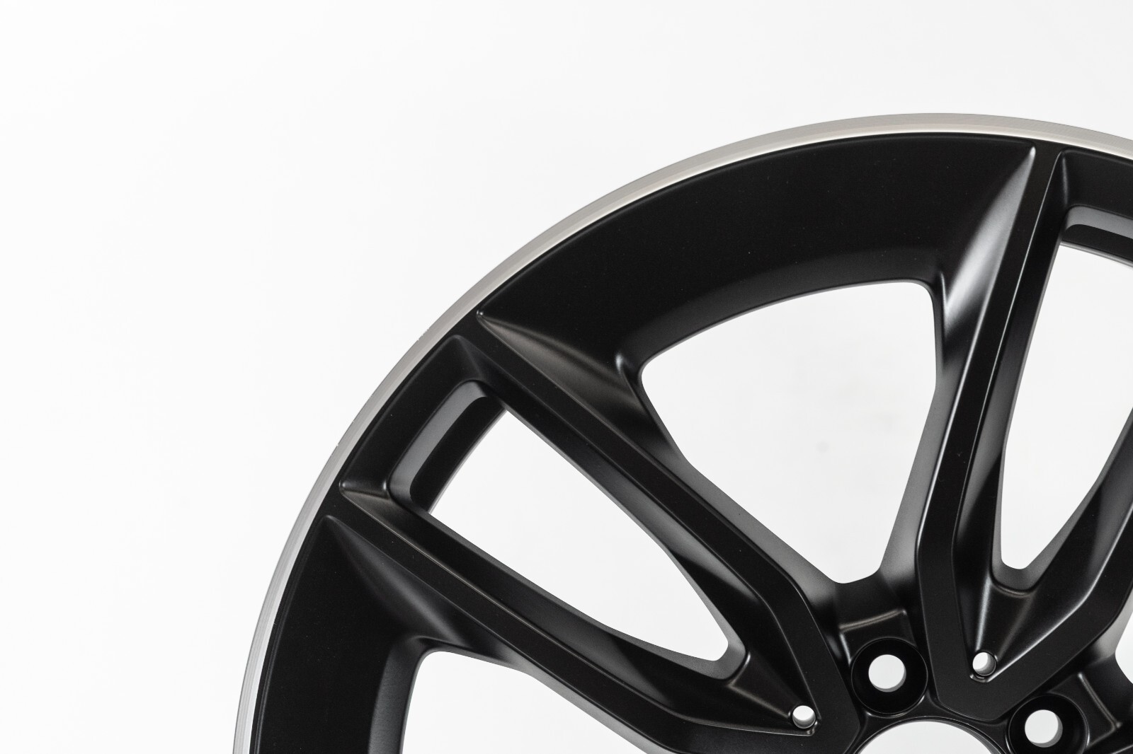 Mercedes GLA250 GLA35 GLB250 GLB35 19" inch rim OEM 2021 2022 2023 AMG Wheel SET – Image 4