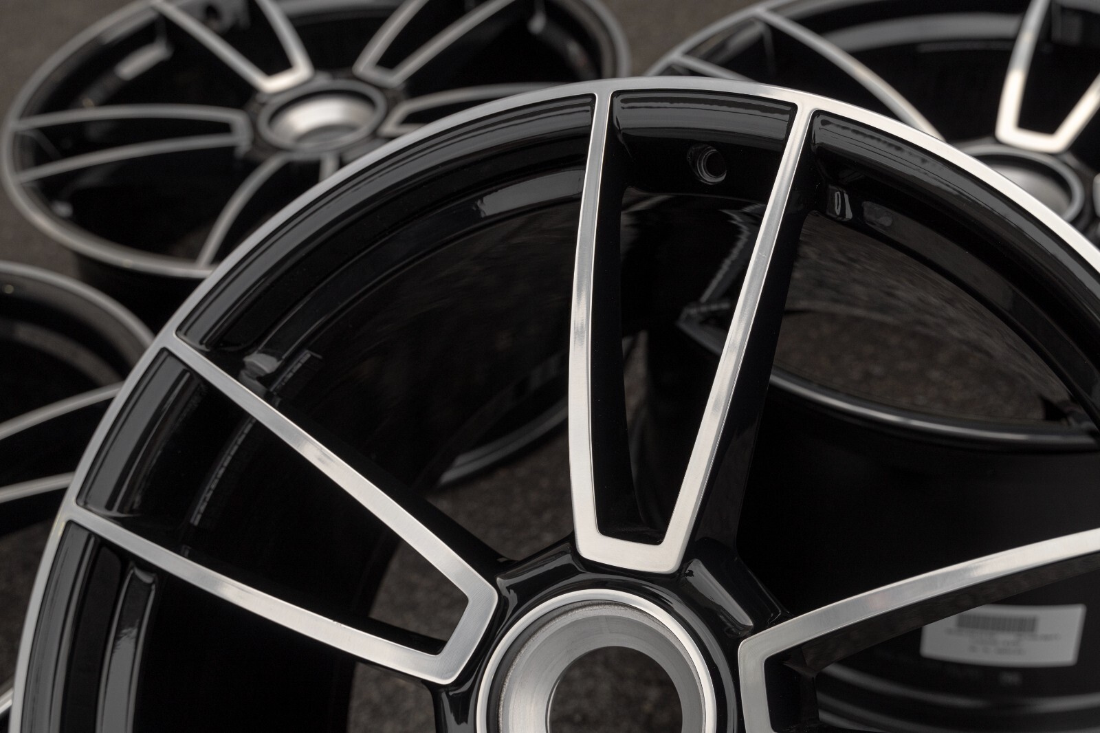 Porsche Carrera 911 Turbo S 992 20" 21" inch Rim OEM 2020 2021 2022 2023 Wheels - Image 15