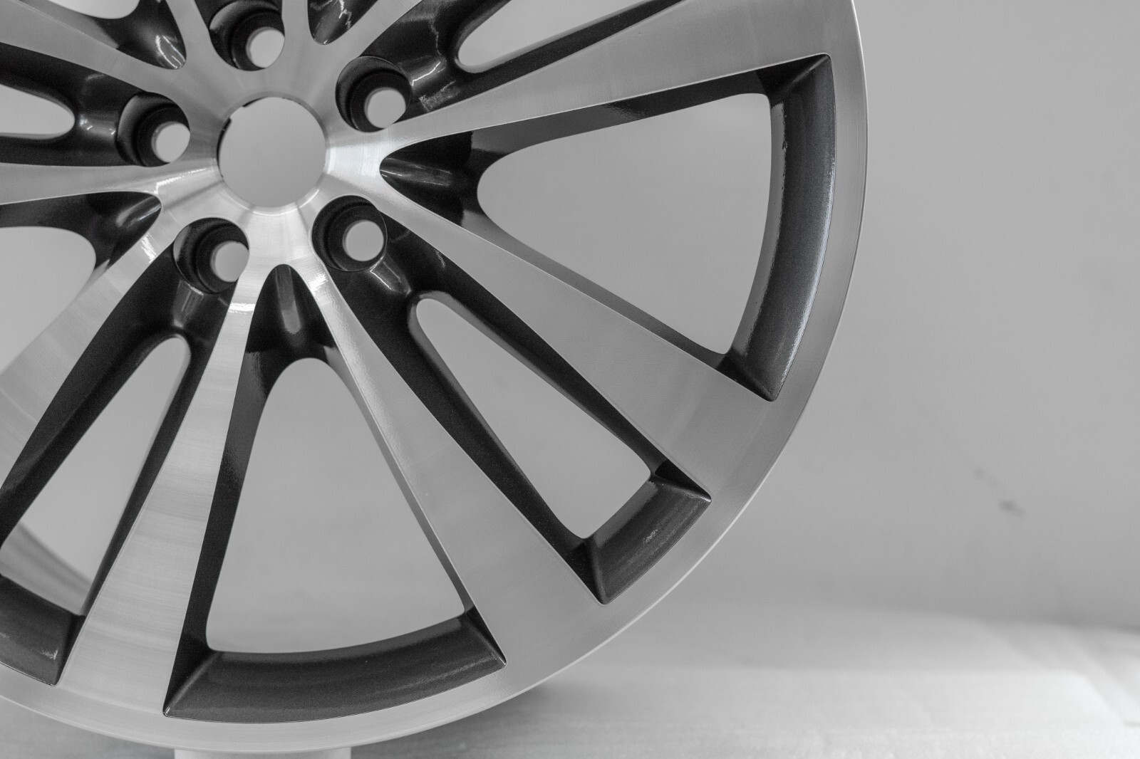 Jaguar XJ XK 20" inch Front rim OEM 2011 2012 2013 2014 2015 Genuine wheel VENOM - Image 5