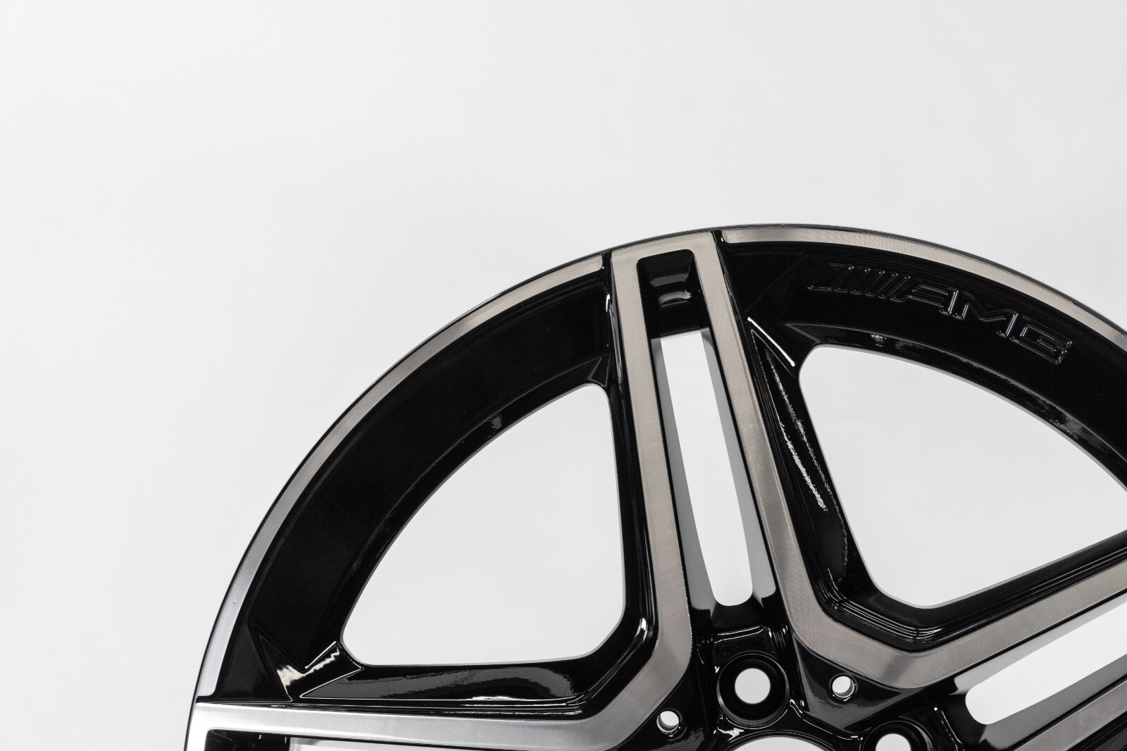 Mercedes A35 CLA35 AMG 18" inch rim OEM 2020 2021 2022 Original Genuine Wheel - Image 3