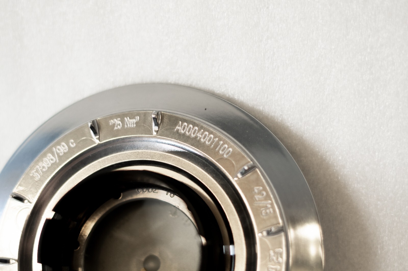 Mercedes Benz C63s E63s CLS63s AMG OEM Genuine Silver center cap wheel hub cover - Image 8