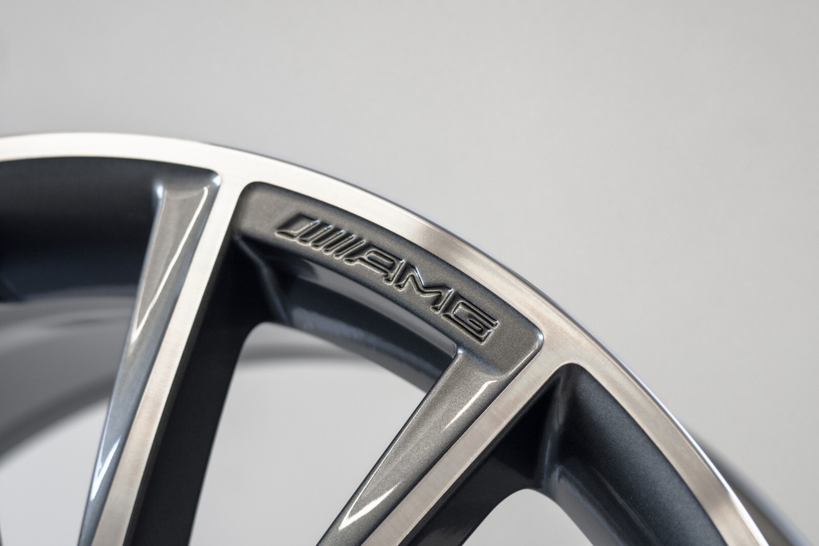 Mercedes SLC300 SLC43 AMG 18" inch Front rim OEM 2015 2016 2017 2018 2019 Wheel – Image 6