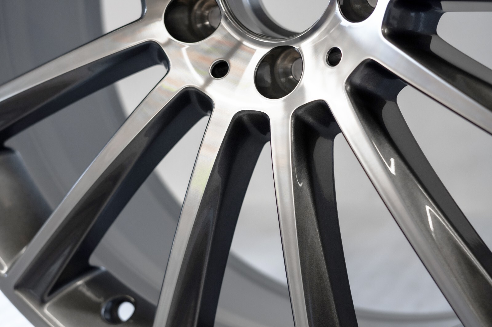 Mercedes SLC300 SLC43 AMG 18" inch Front rim OEM 2015 2016 2017 2018 2019 Wheel – Image 8