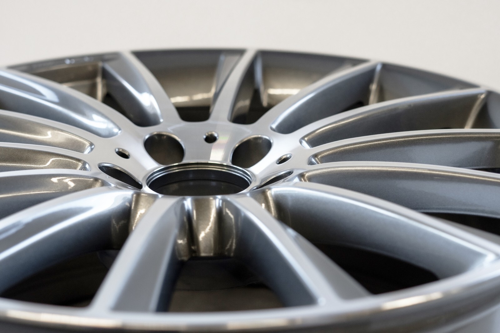 Mercedes SLC300 SLC43 AMG 18" inch Front rim OEM 2015 2016 2017 2018 2019 Wheel – Image 11