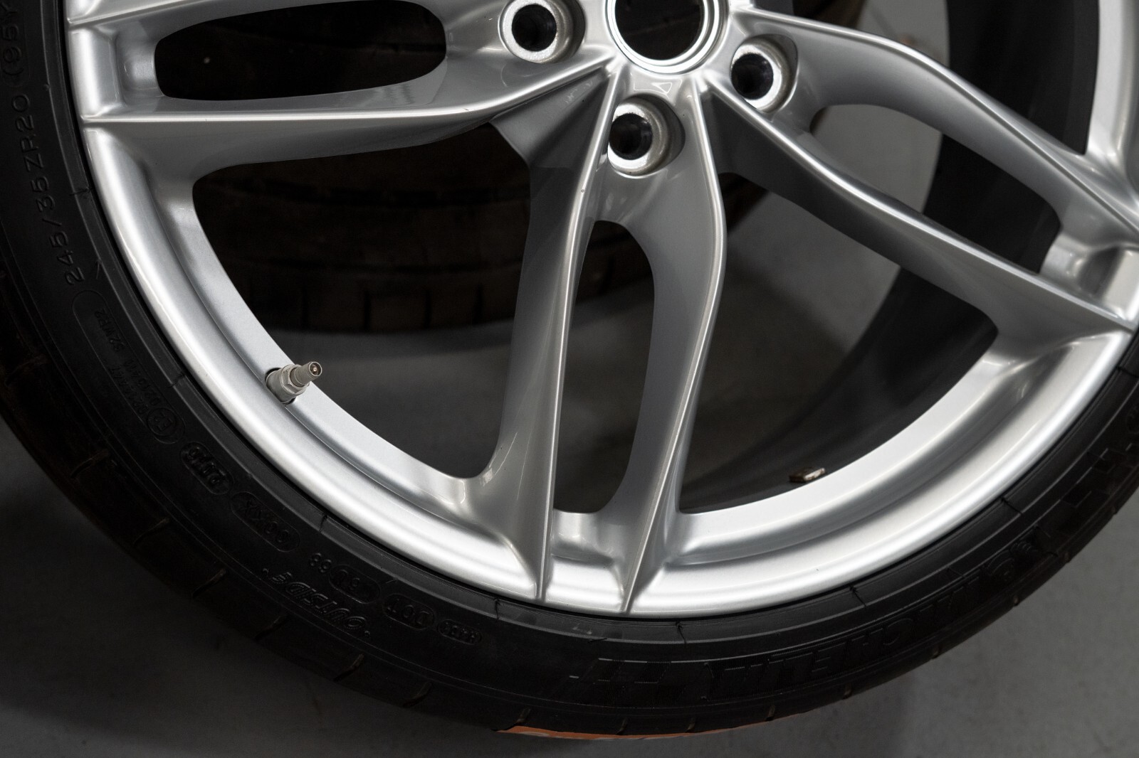 Ferrari 488 GTB F8 Tributo 20" inch rim OEM 2016 2017 2018 2019 2020 Wheel Set - Image 7