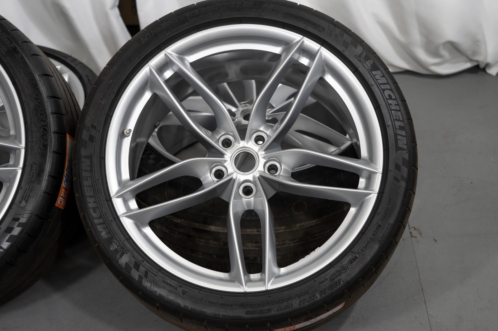 Ferrari 488 GTB F8 Tributo 20" inch rim OEM 2016 2017 2018 2019 2020 Wheel Set - Image 13