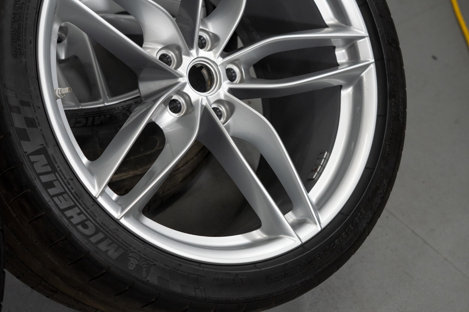 Ferrari 488 GTB F8 Tributo 20" inch rim OEM 2016 2017 2018 2019 2020 Wheel Set - Image 15