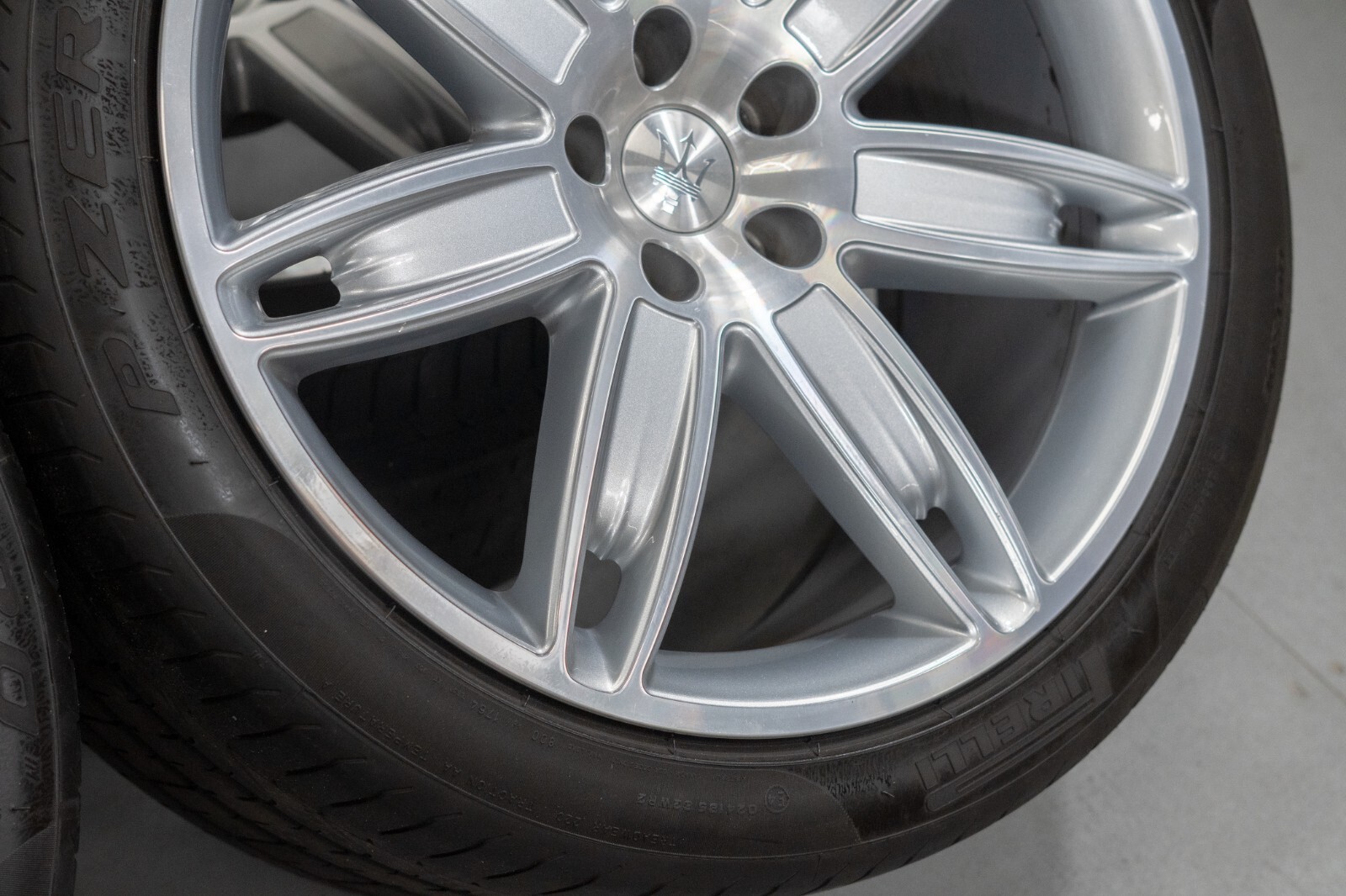 Maserati Quattroporte QP 20" inch rim OEM 2013 2014 Genuine Mercurio Wheel set - Image 16