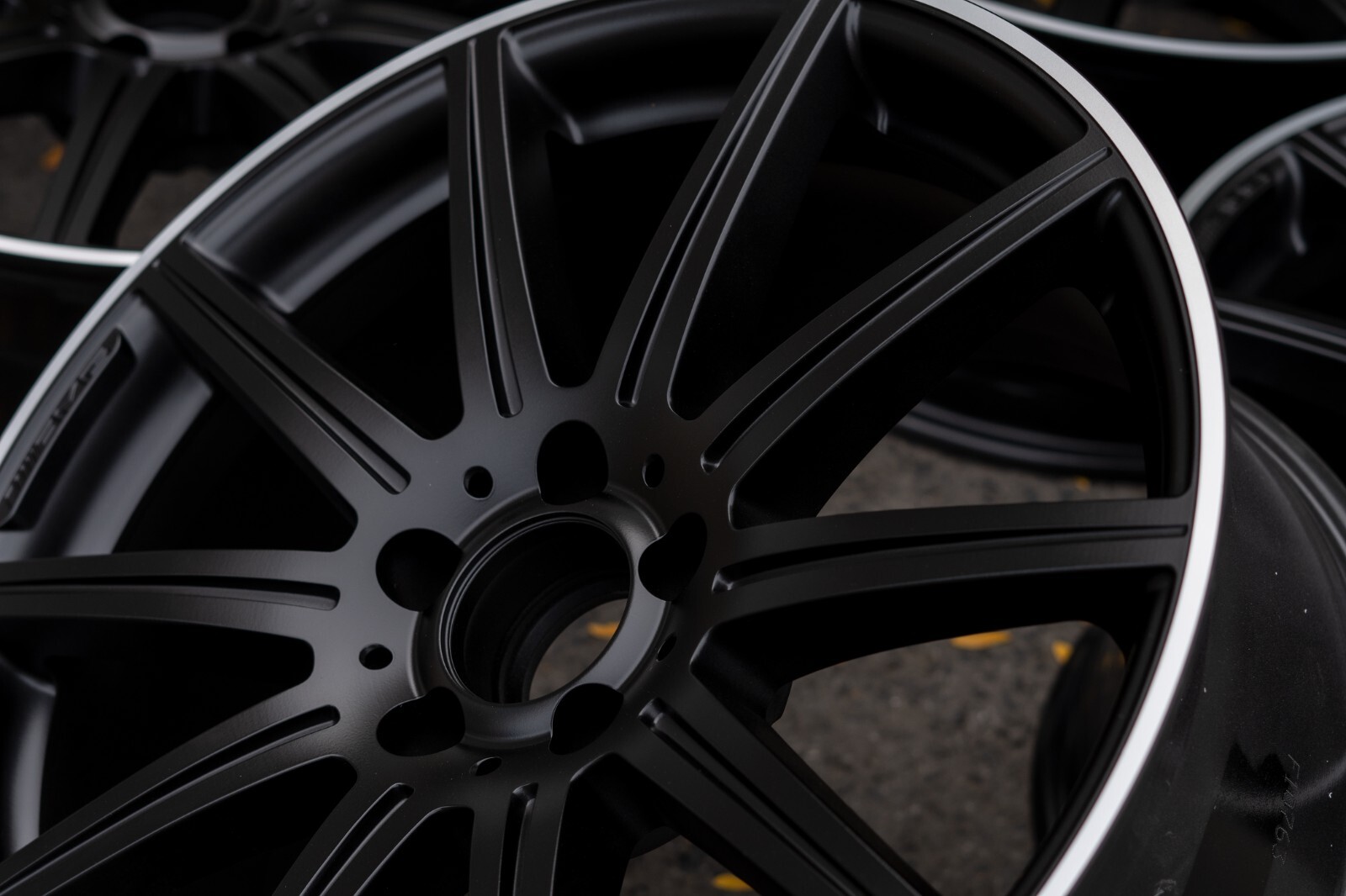 Mercedes E550 E63 E63S AMG 19" inch rim OEM 2009-2016 Genuine Original wheel set - Image 8