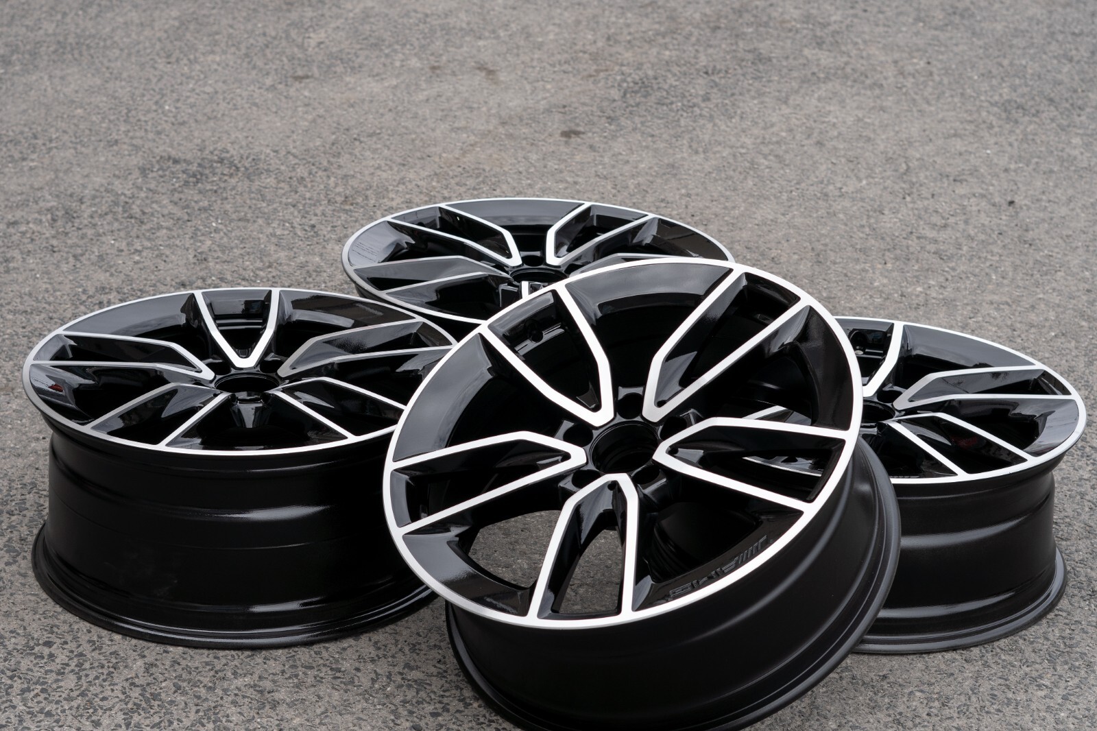Mercedes C300 C450 C43 AMG 19" Inch OEM 2015-2022 Genuine Original wheel set - Image 3