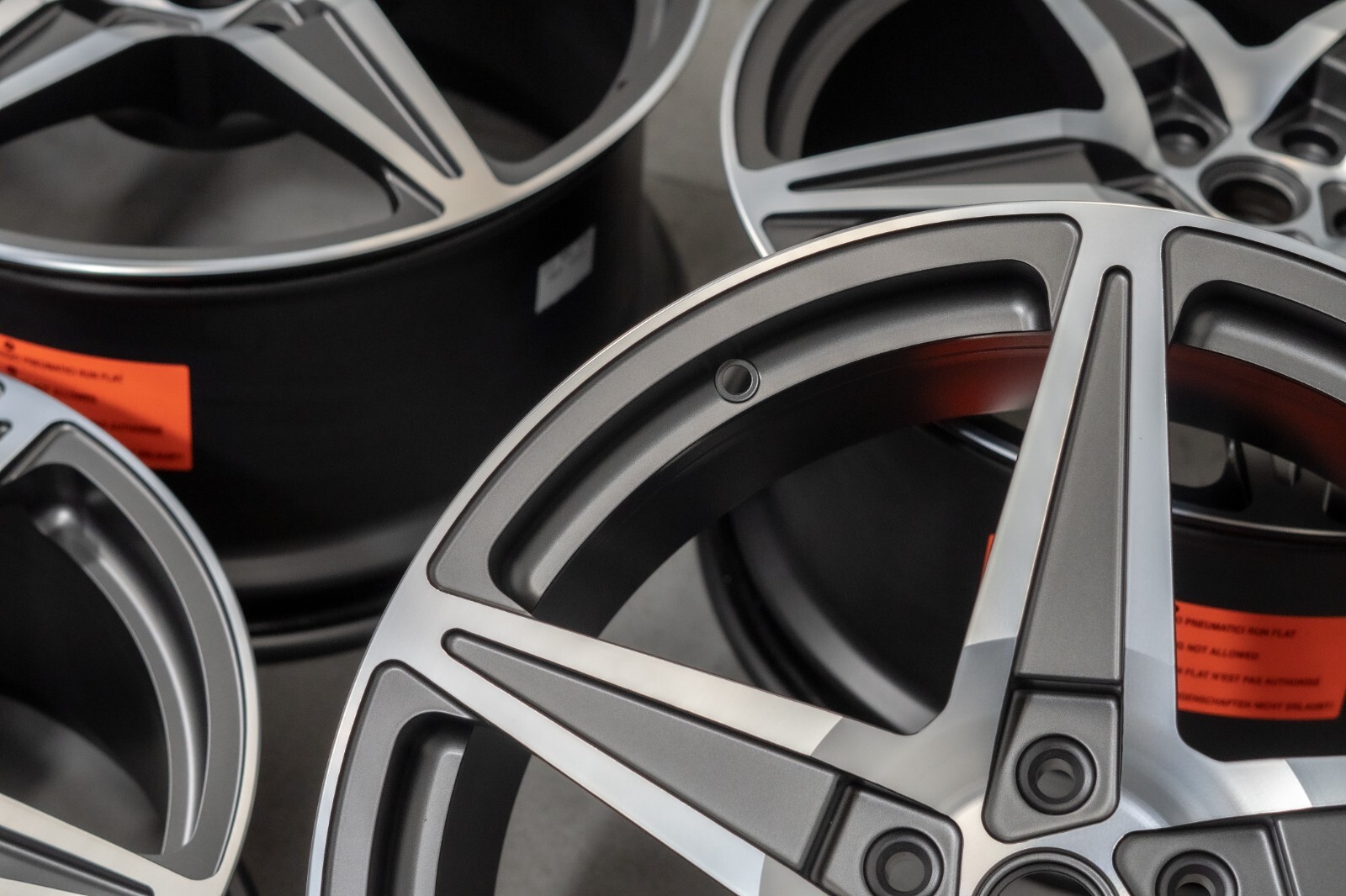 Ferrari California T 20" inch rim OEM 2008-2017 Genuine NEW Forged wheel set - Image 8