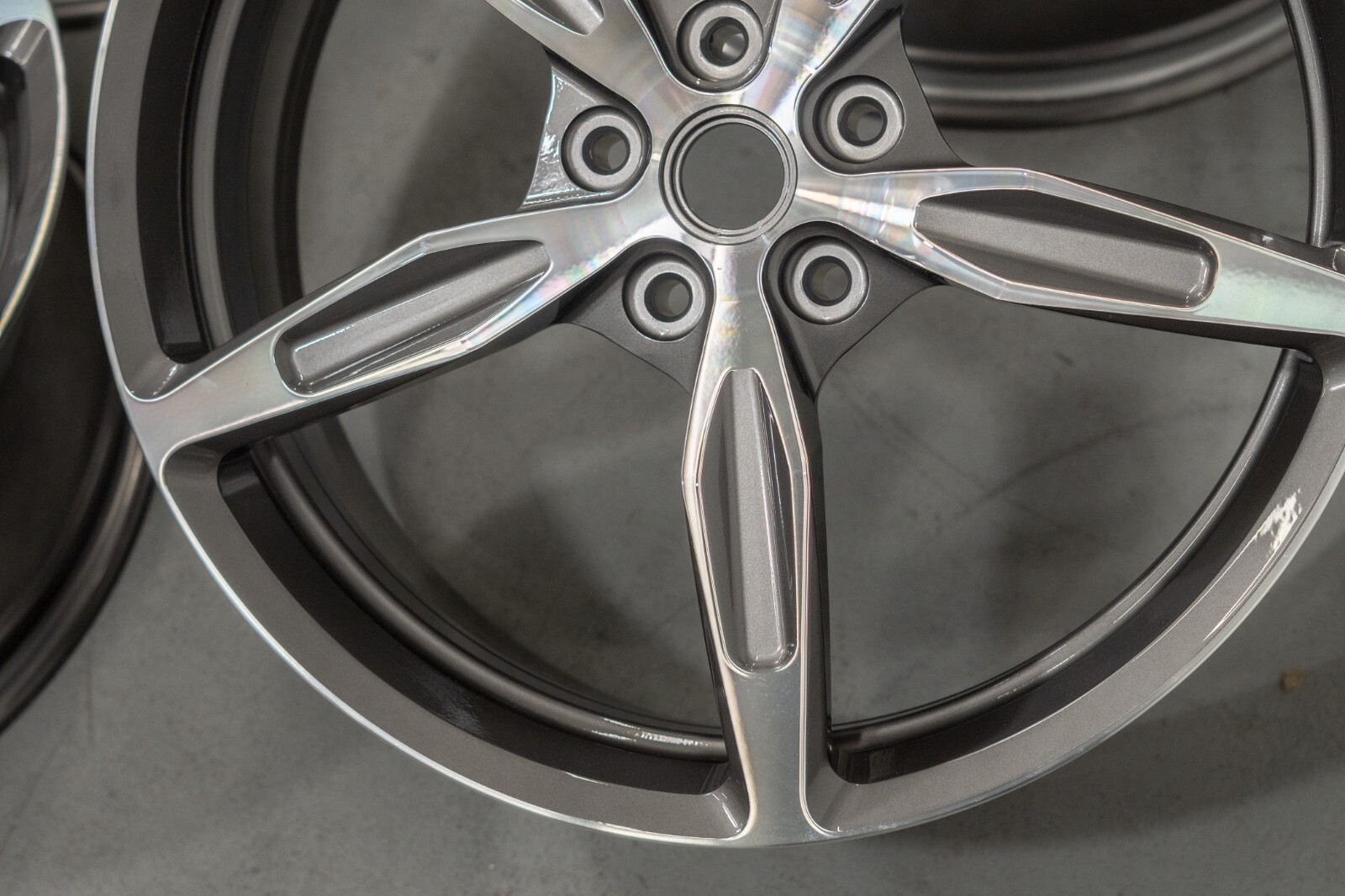 Ferrari California T 20" inch rim OEM 2008-2017 Genuine NEW Forged wheel set - Image 10