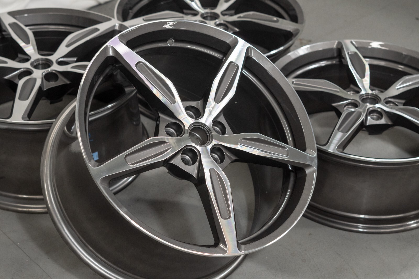 Ferrari California T 20" inch rim OEM 2008-2017 Genuine NEW Forged wheel set - Image 15